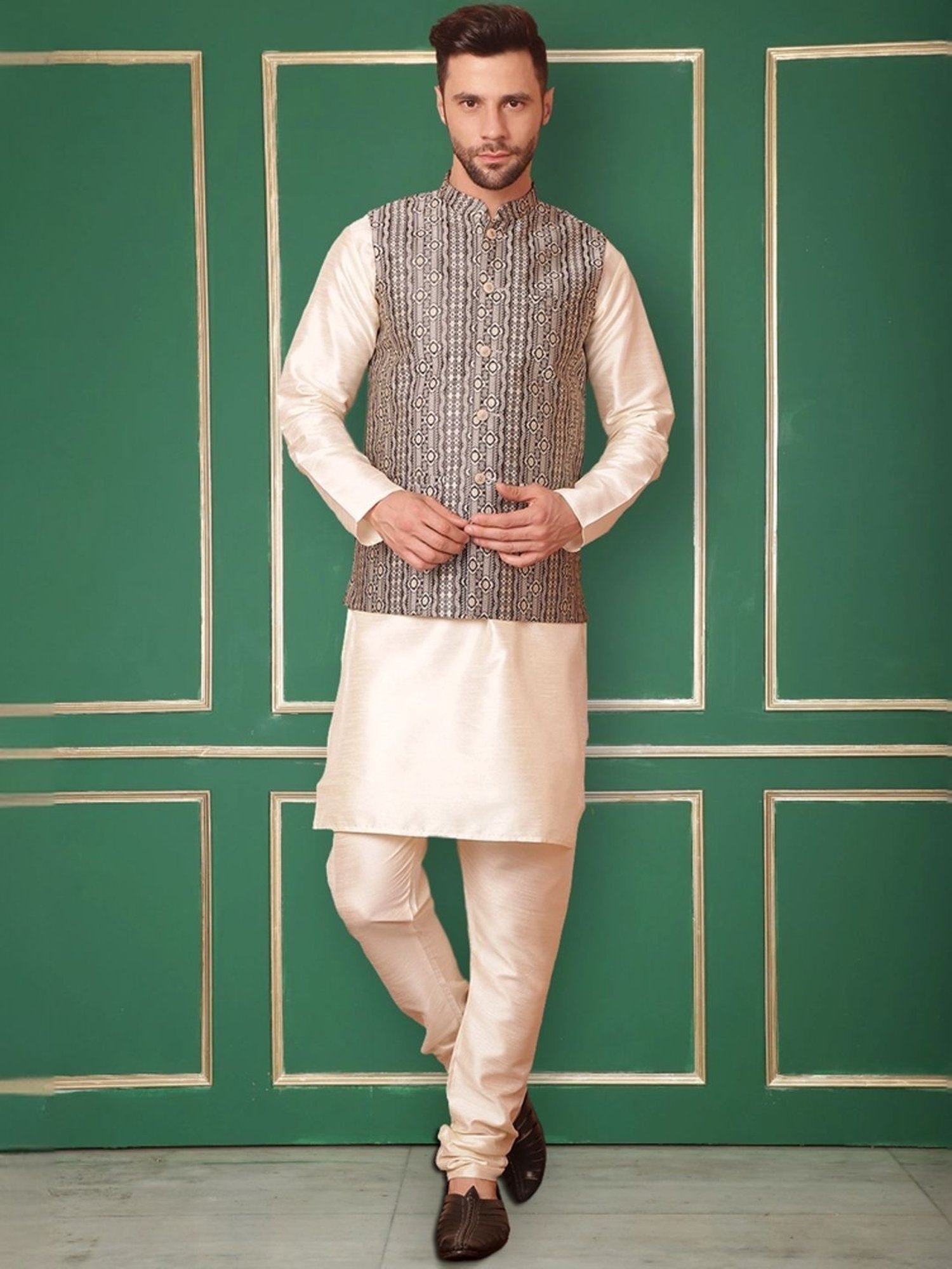 Jompers Black Regular Fit Printed Nehru Jacket