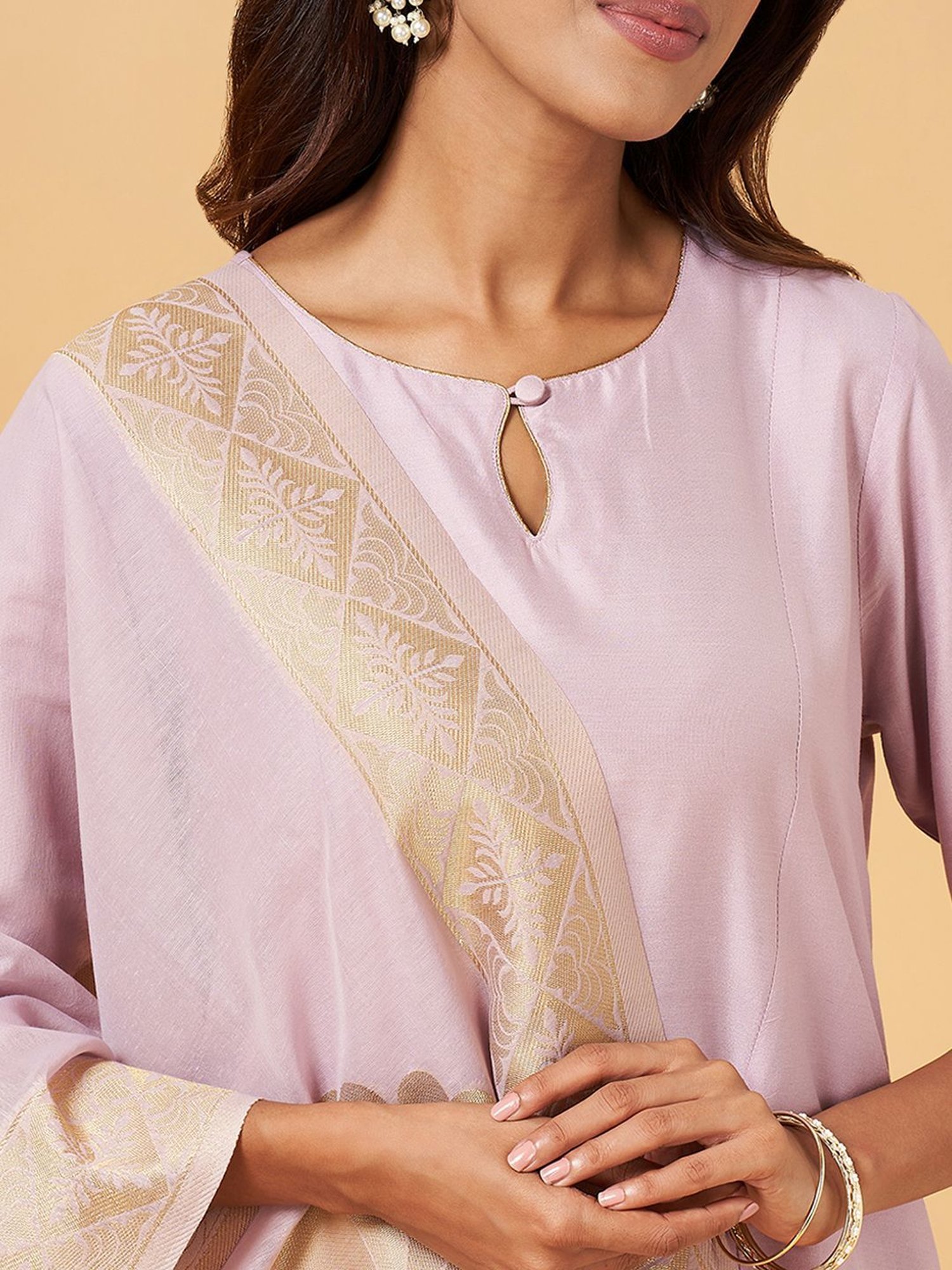 Rangmanch by Pantaloons Lilac Plain Kurta Pant Set with Dupatta