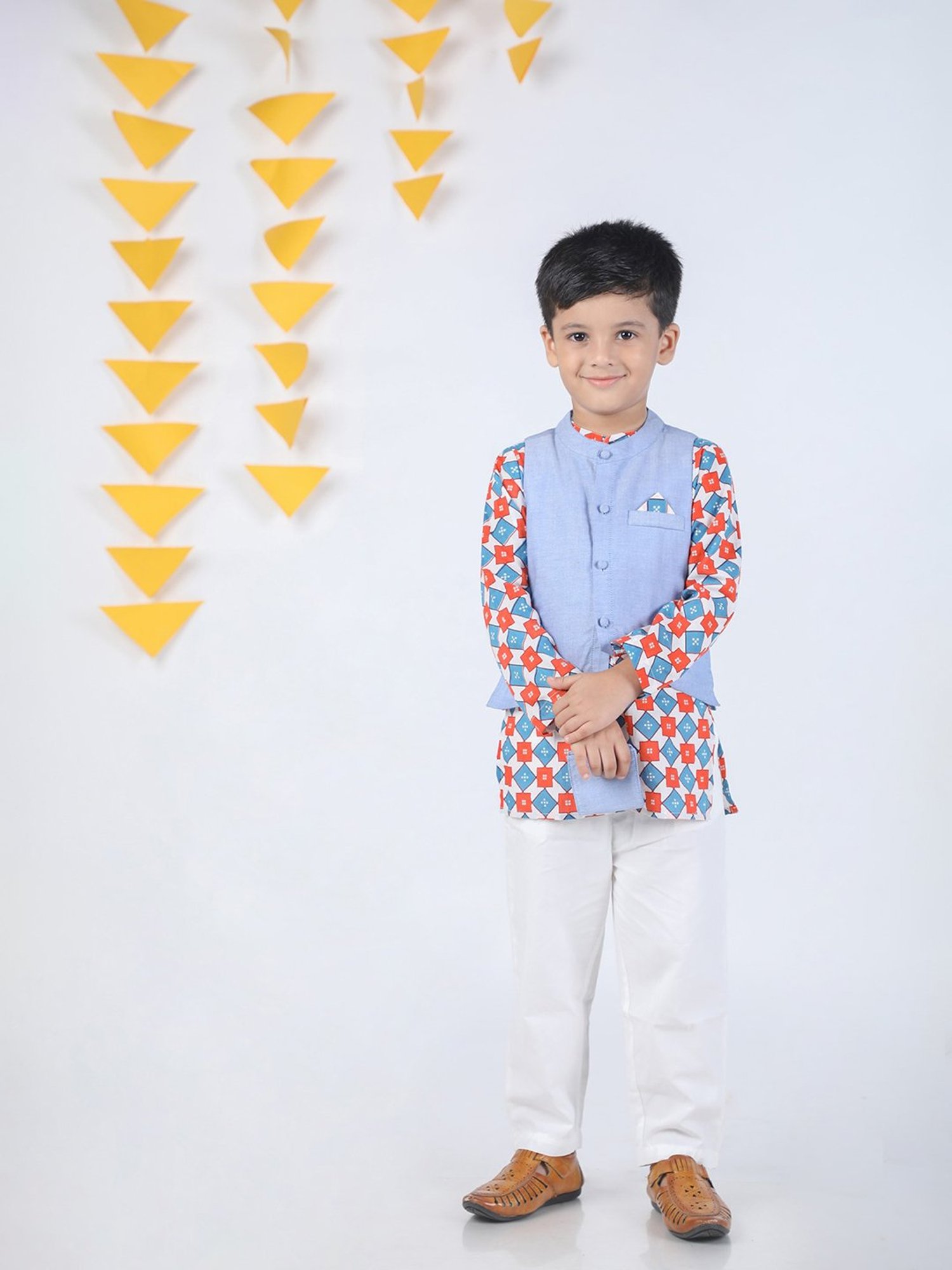 Budding Bees Kids Multicolor Printed Full Sleeves Kurta, Jacket, Pants with Wallet