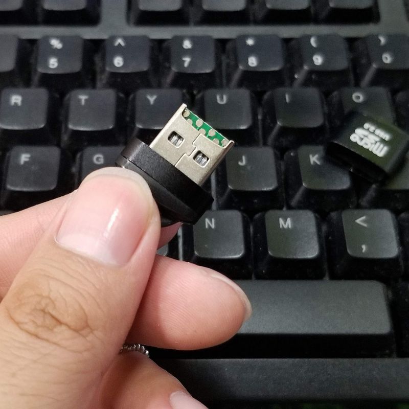 Samsung 32GB MicroSD HC Class 10 UHS-1 Mobile Memory Card for Samsung Galaxy S7 & S7 Edge S8 & S8 Plus & SD Memory Card Reader