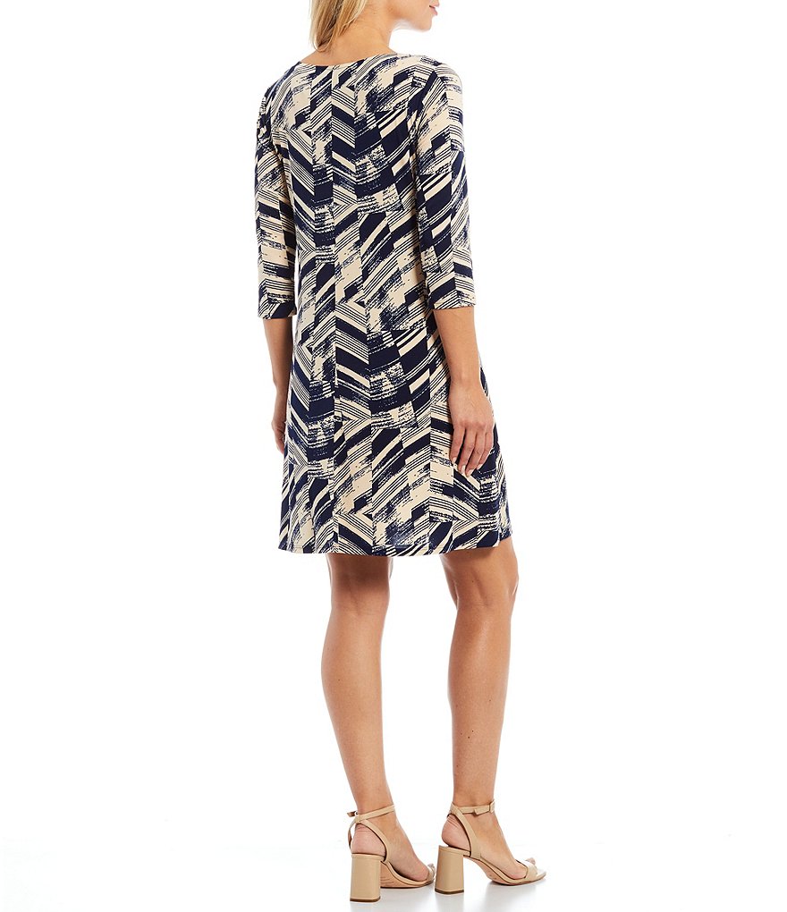 Jessica Howard Printed Crew Neck Elbow Sleeve Trapeze Jersey Dress