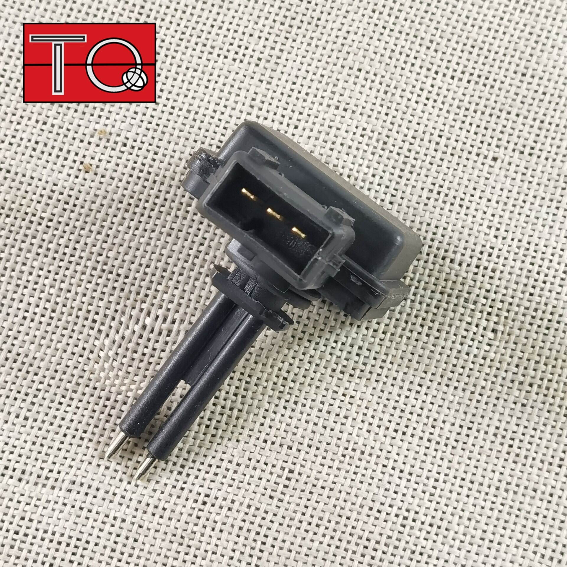 Coolant Level Sensor Water Radiator Detector 9646902580 for Peugeot 63299058 1306.C0, 63 299 058 PSA, 1306C3