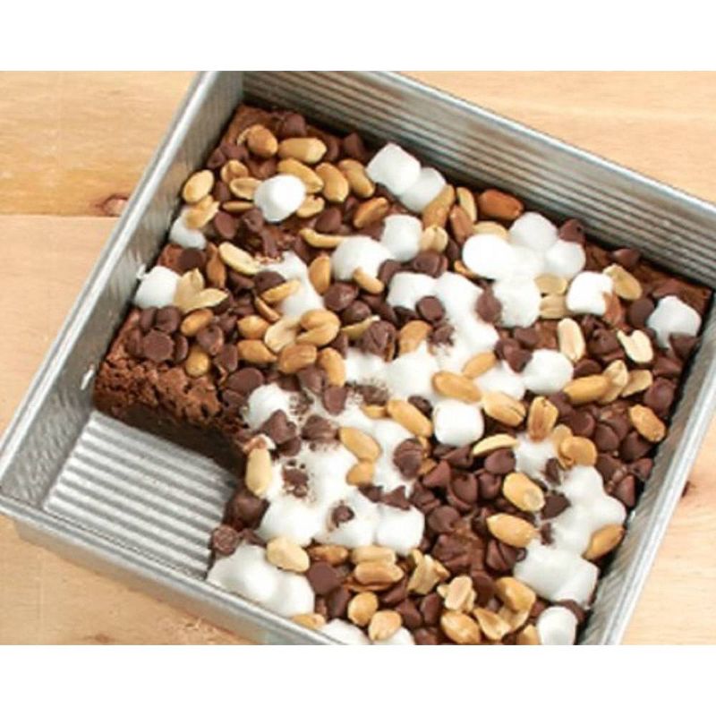 Domino Dark Brown Sugar - 2lbs