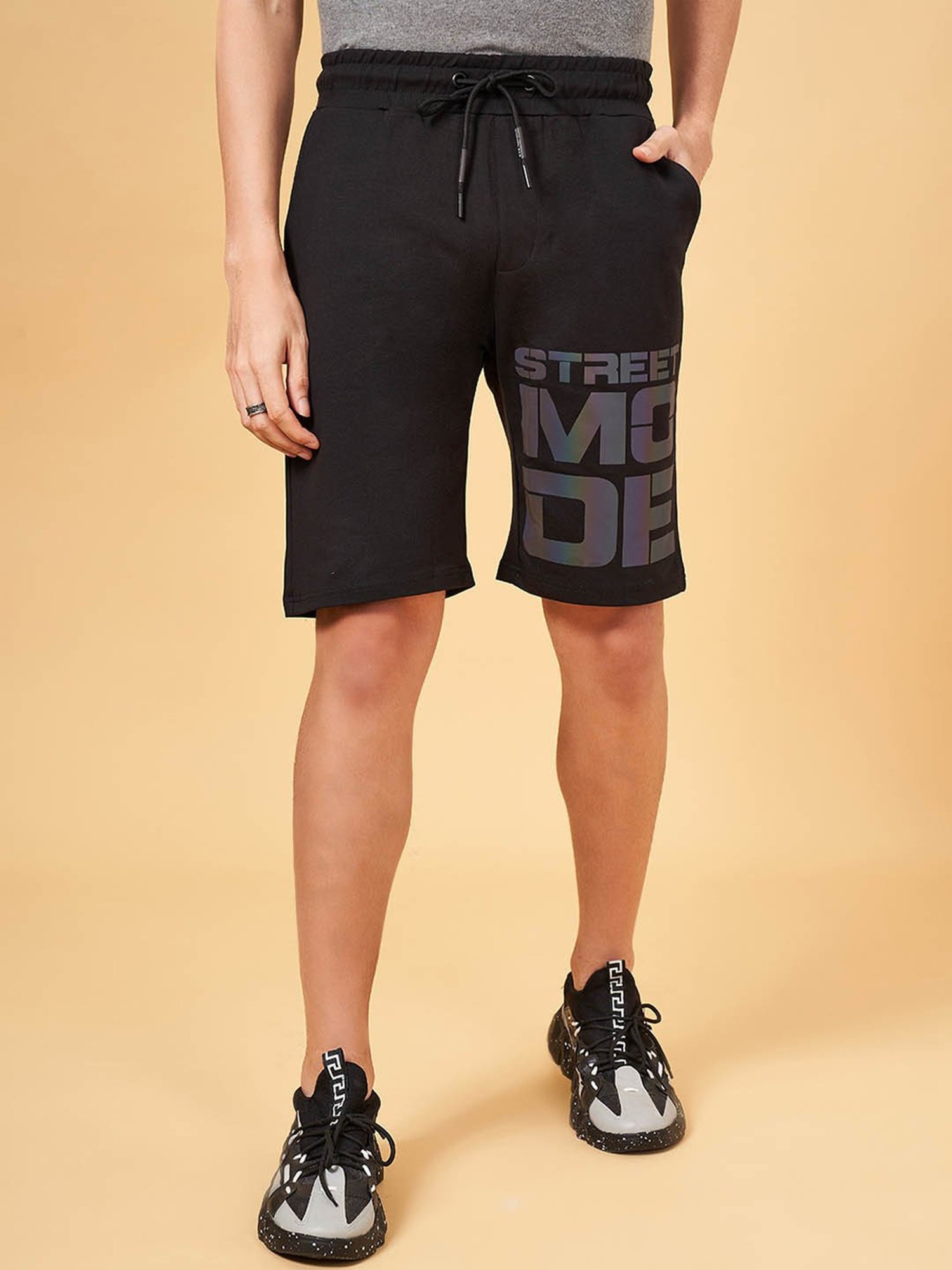 Street 808 by Pantaloons Black Regular Fit Printed Shorts