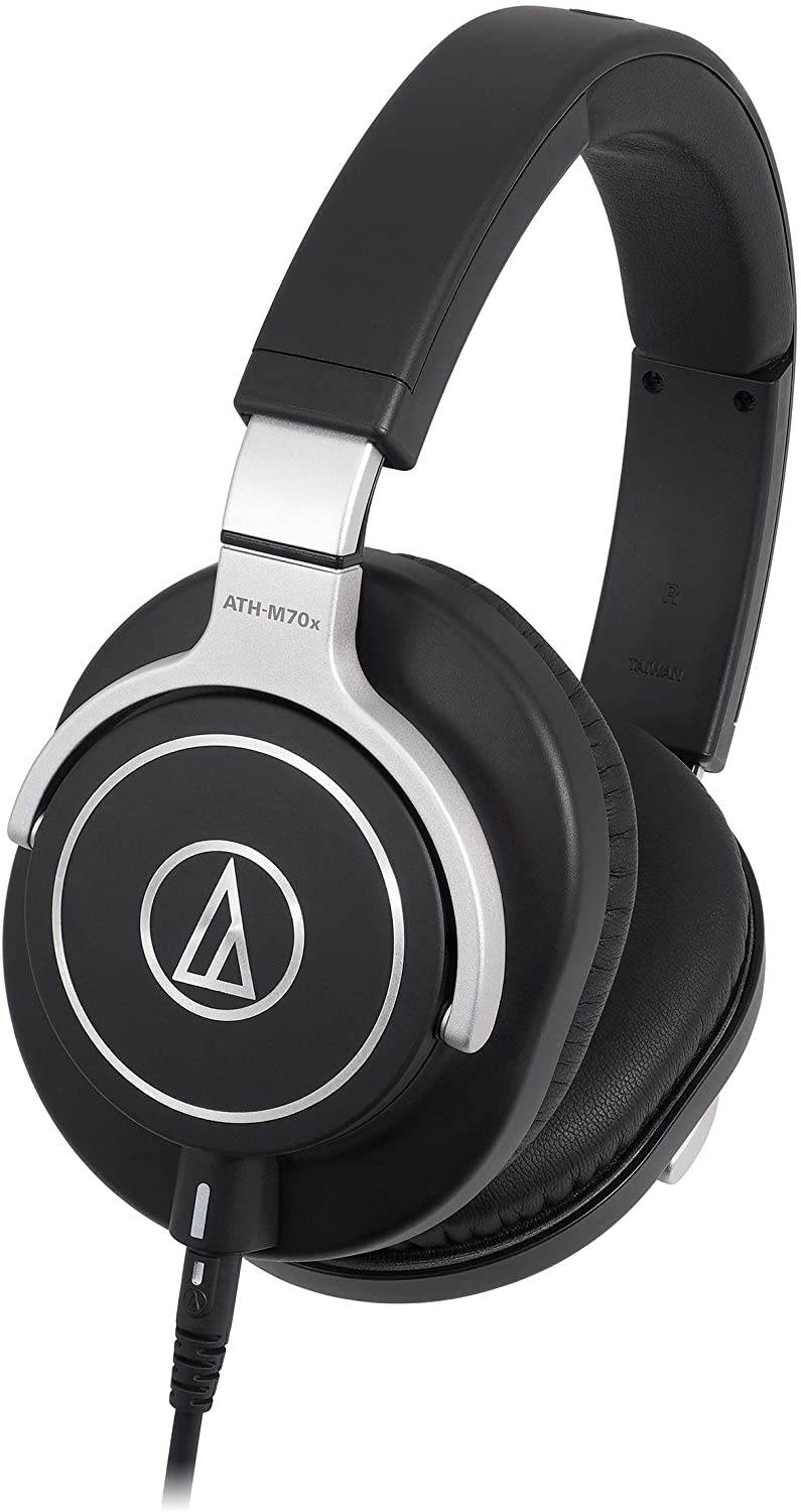 Audio-Technica ATH-M70X Closed-Back Dynamic Professional Studio Monitor Headphones, 45mm Drivers, Excellent sound isolation, Equipped with 90 degree swiveling earcups