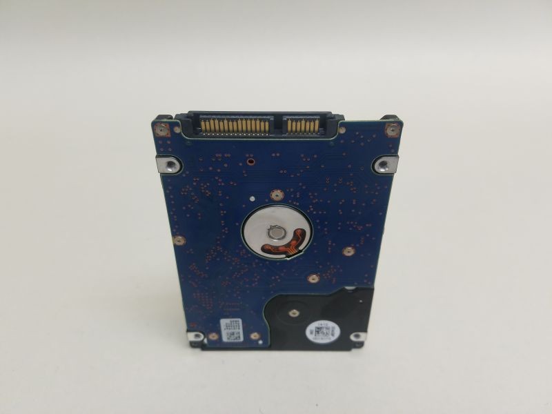 HITACHI Hts725050A7E630 Travelstar Z7K500 500Gb 7200Rpm Sata 6Gbps 32Mb Buffer 7Mm 2.5Inch Hard Drive