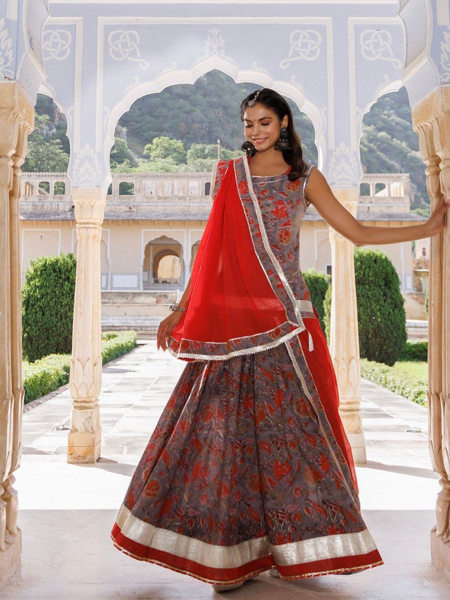 Geroo Jaipur Grey-Orange Pure Cotton Hand Block Printed Skirt Set