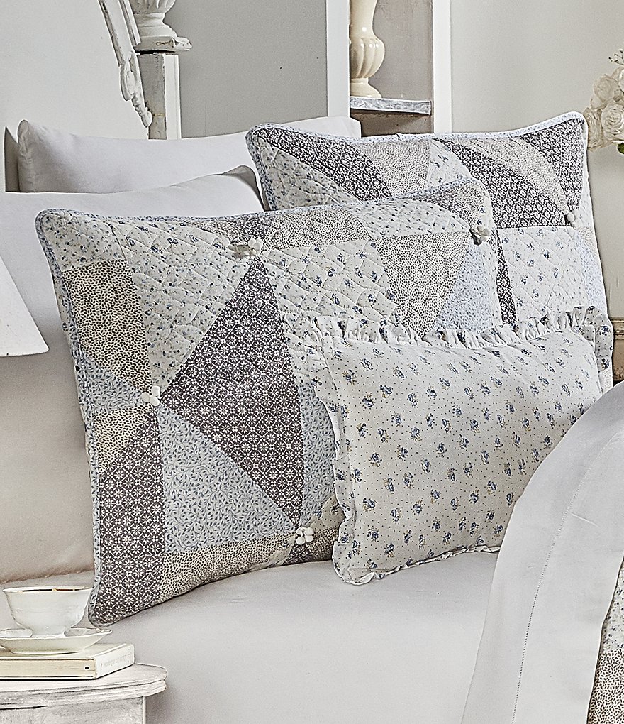 Piper & Wright Paige Pom Pom Floral Detail Quilt