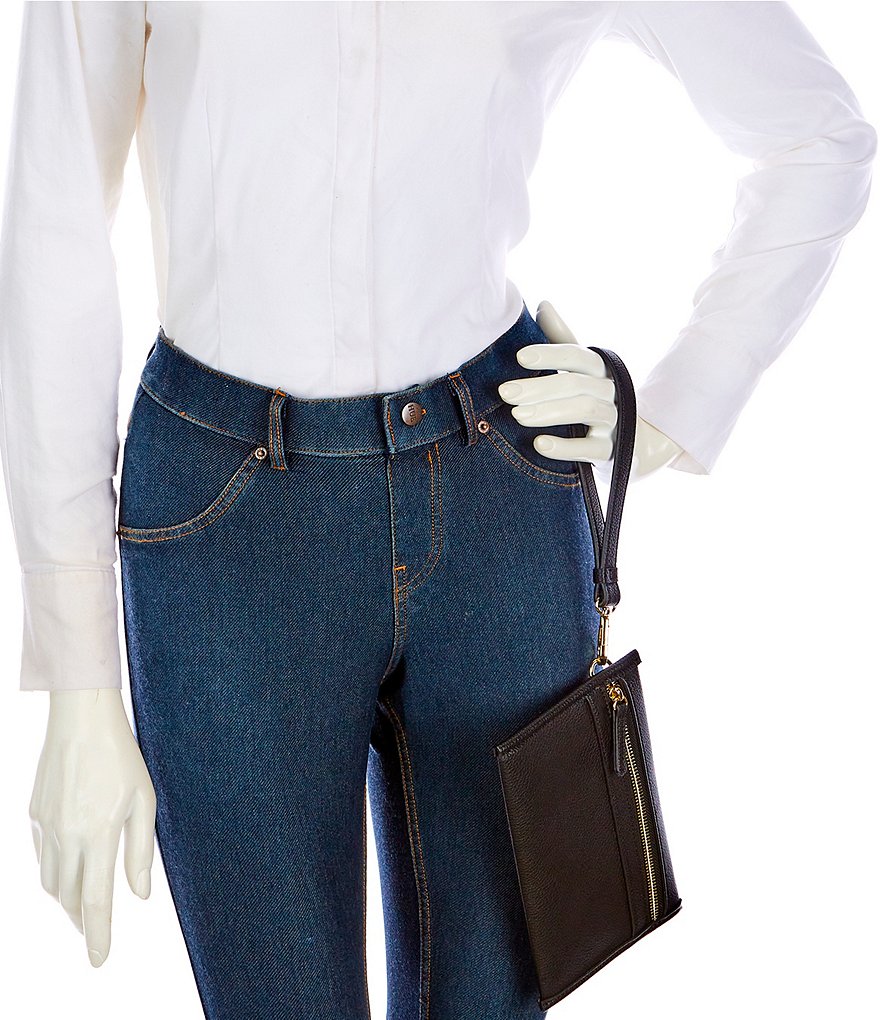 HOBO Link Leather Zip Wristlet