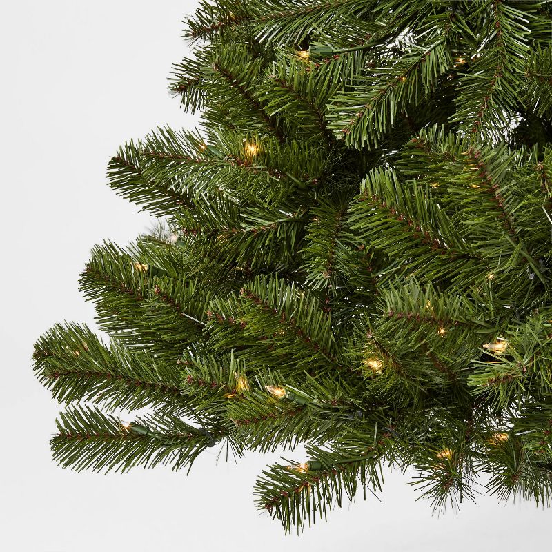 6ft Pre-lit Artificial Christmas Tree Alberta Spruce Clear Lights - Wondershop™