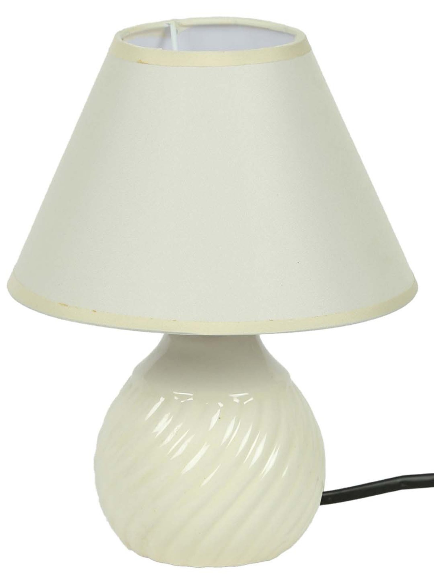 Tayhaa White Metal Table Lamp with Shade - Set of 1