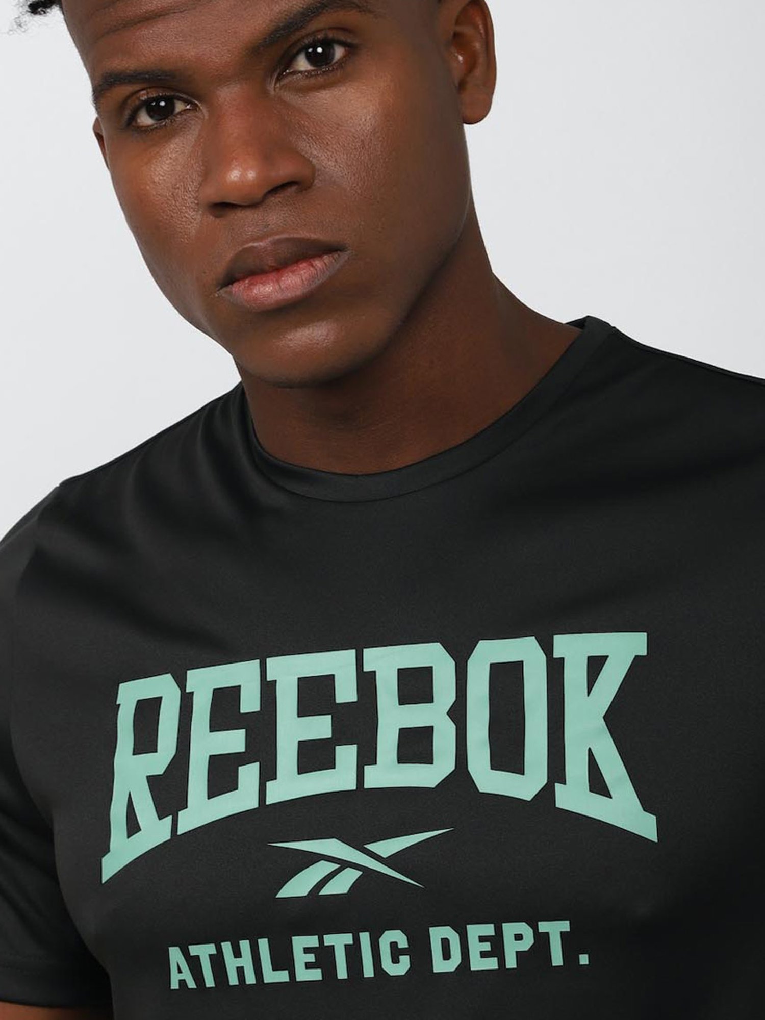 Reebok Black Slim Fit Printed T-Shirt