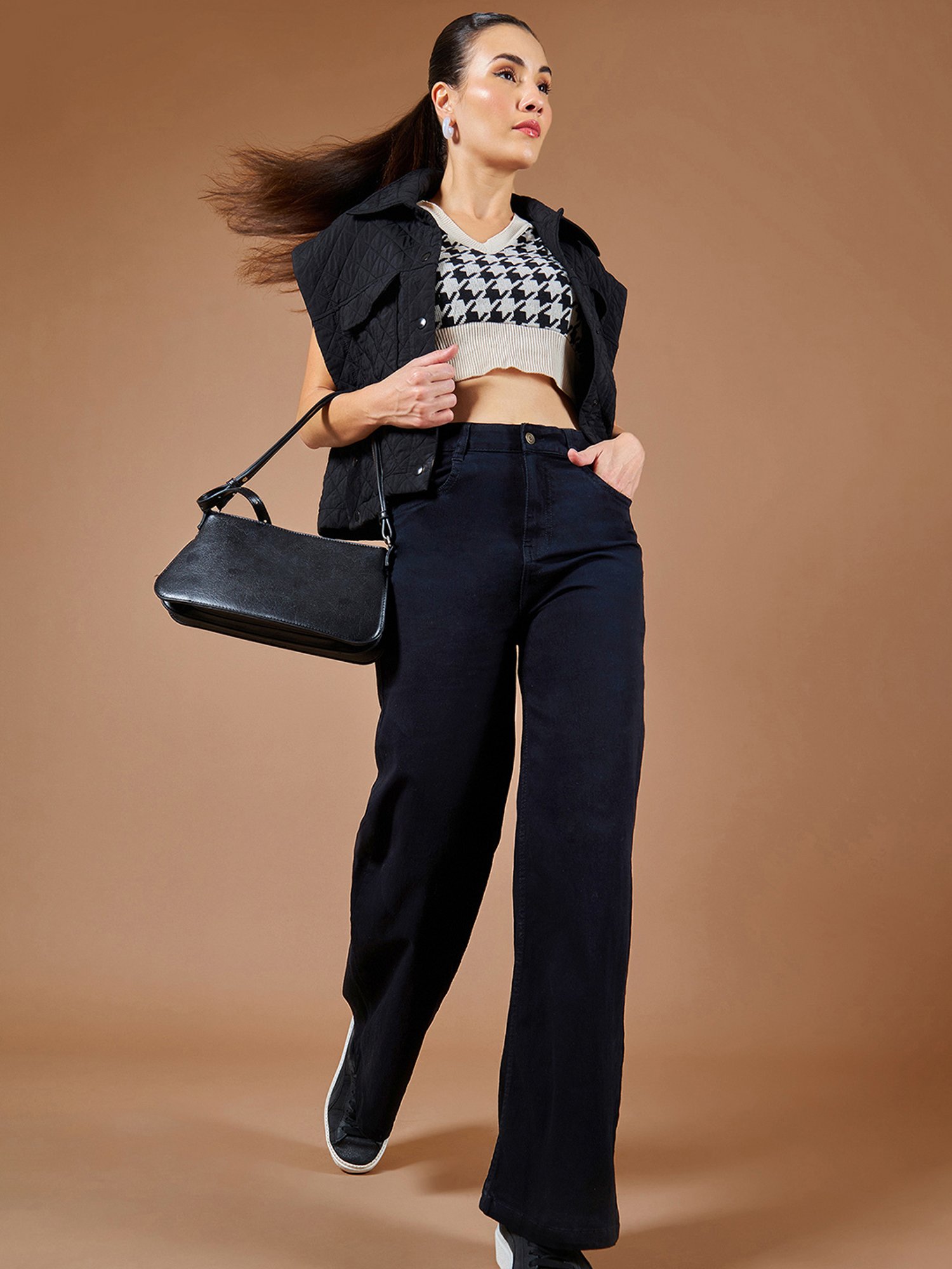 DOLCE CRUDO Black High Rise Stretchable Jeans