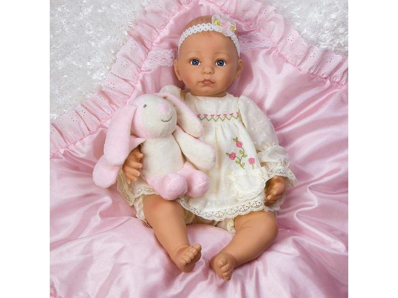 Paradise Galleries Reborn Baby Doll Bella, 19 inch Realistic Newborn Girl in GentleTouch Vinyl & Weighted Body, 5-Piece Doll Ensemble
