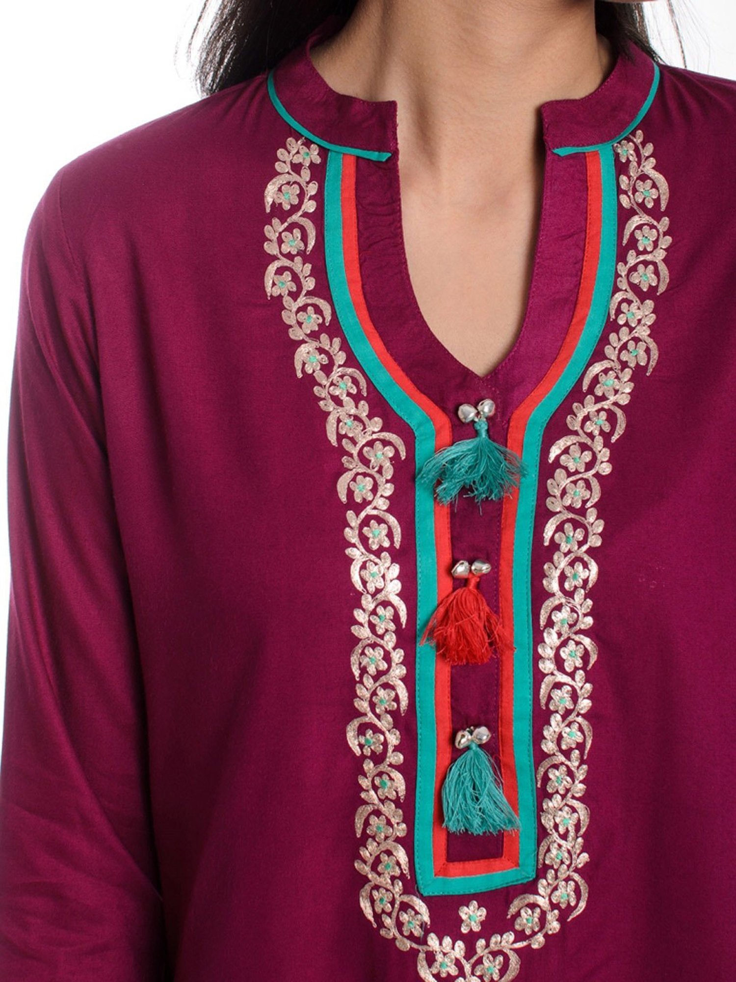 Geroo Jaipur Maroon Yoke Design Straight Rayon Kurti