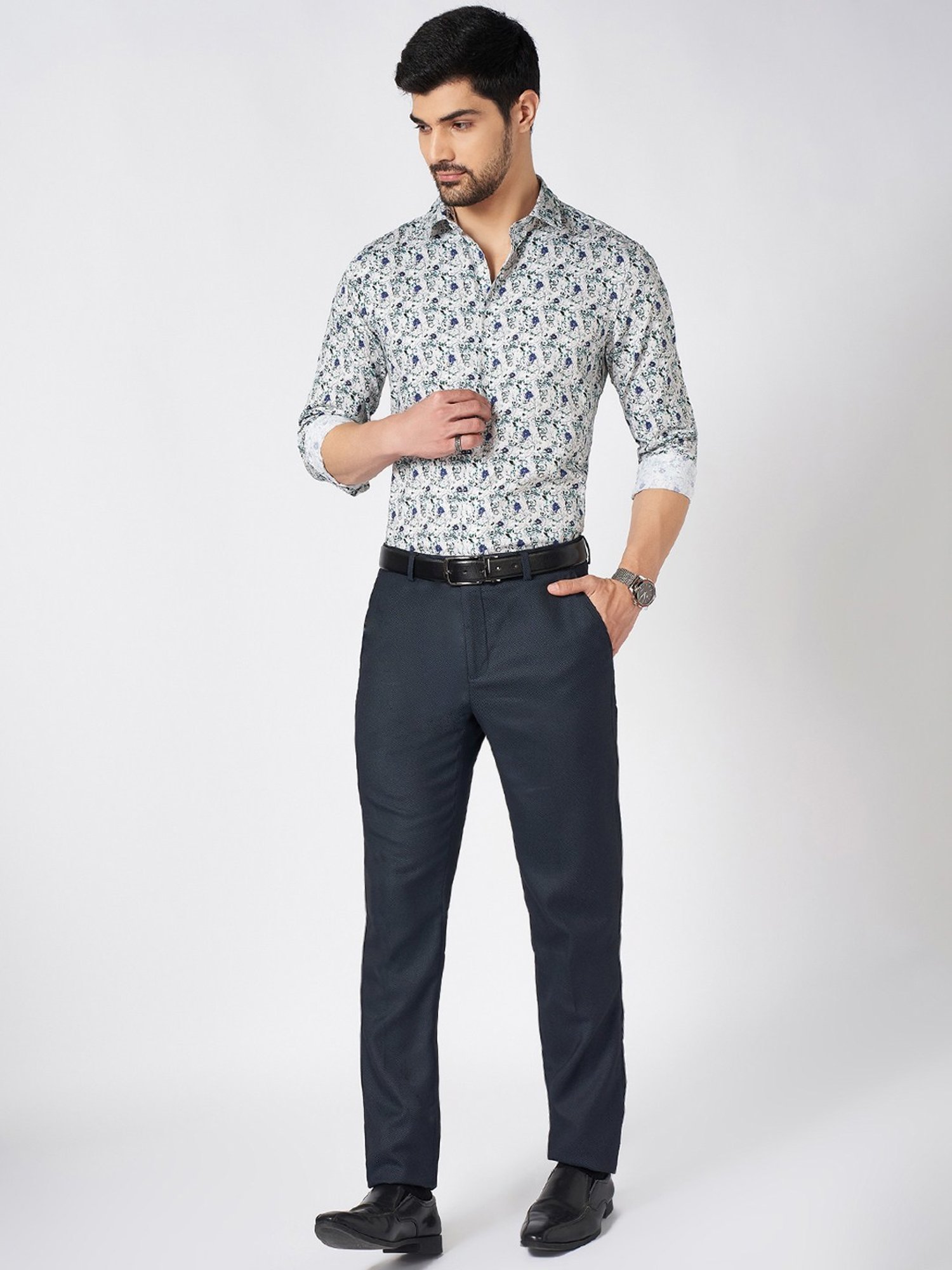 Peregrine By Pantaloons White Cotton Slim Fit Printed Shirt