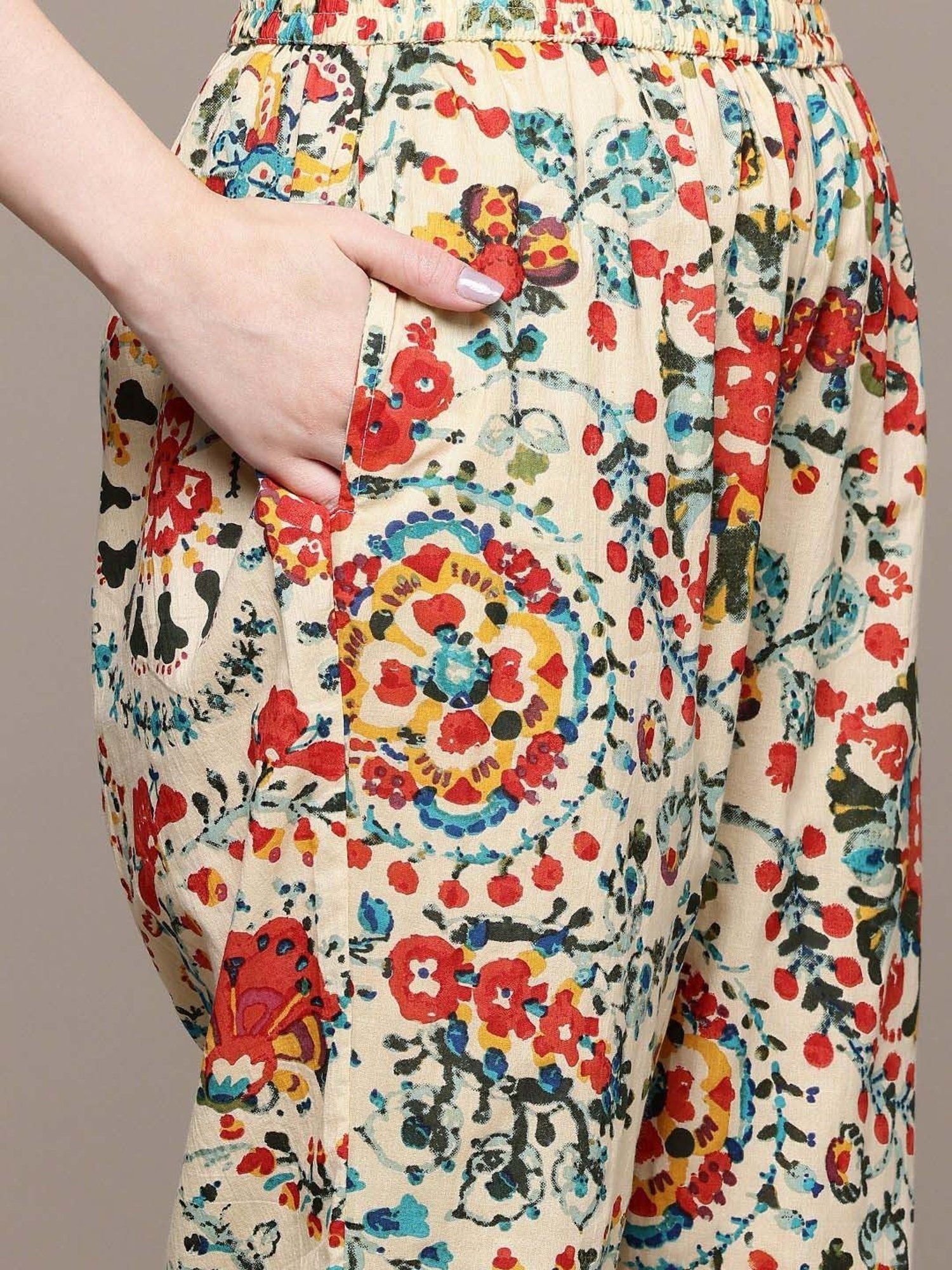 READIPRINT FASHIONS Beige Cotton Printed Short Kurti Pant Set