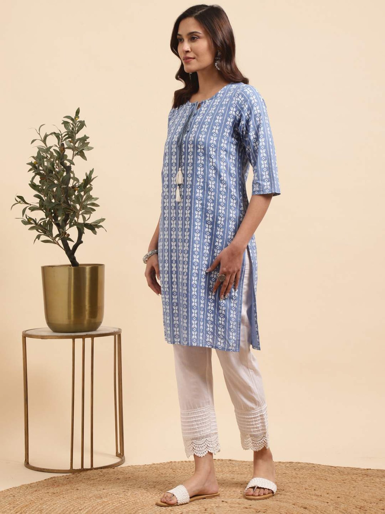 Rangita Blue & White Cotton Printed Kurta Pant Set