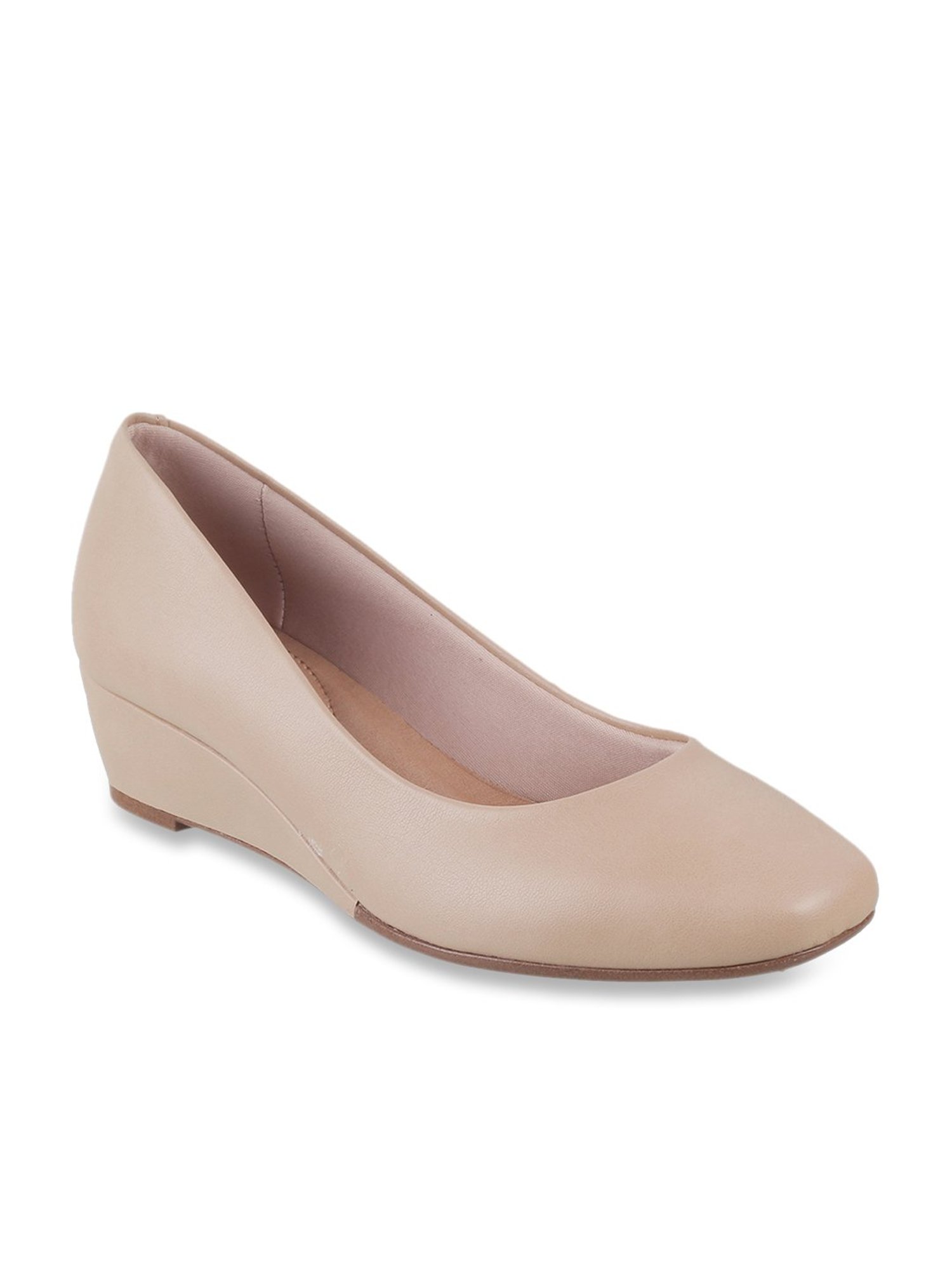 Da Vinchi by Metro Women's Beige Wedge Pumps