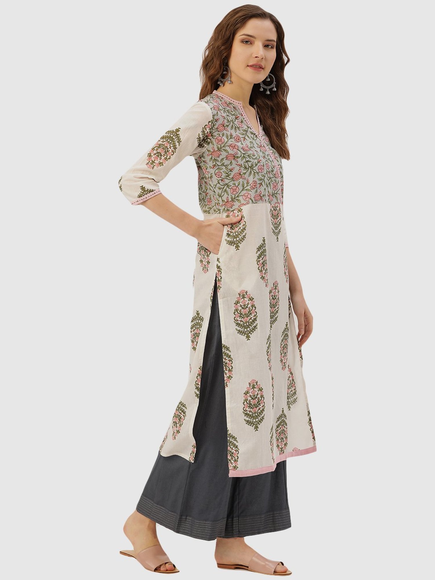 Saffron Threads Black Printed Straight Kurta