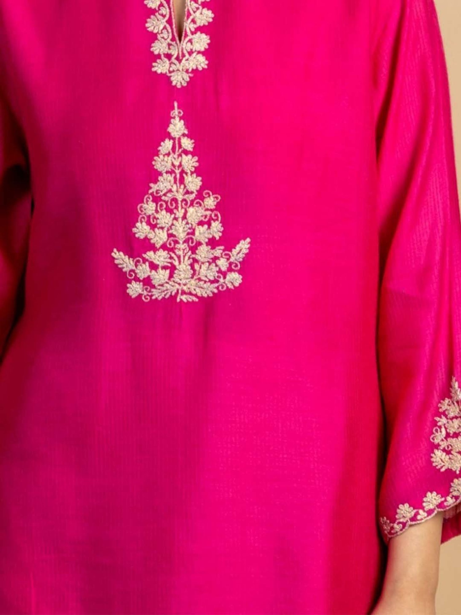Mushio Magenta Tejo Embroidered Maheshwari Silk Kurta