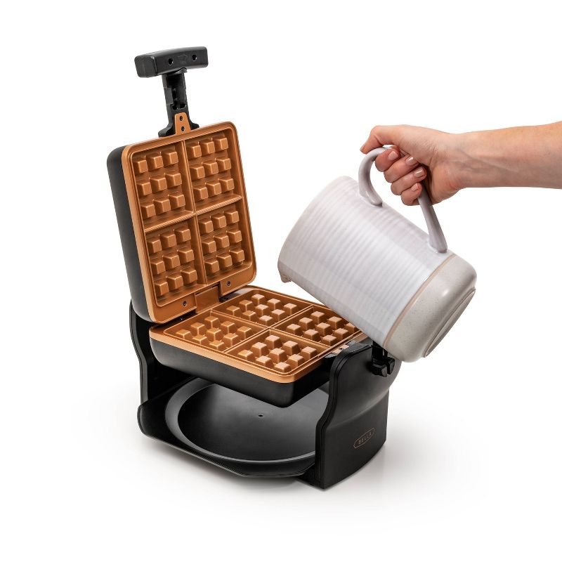 Bella 7" Square Rotating Waffle Maker - Black/Copper