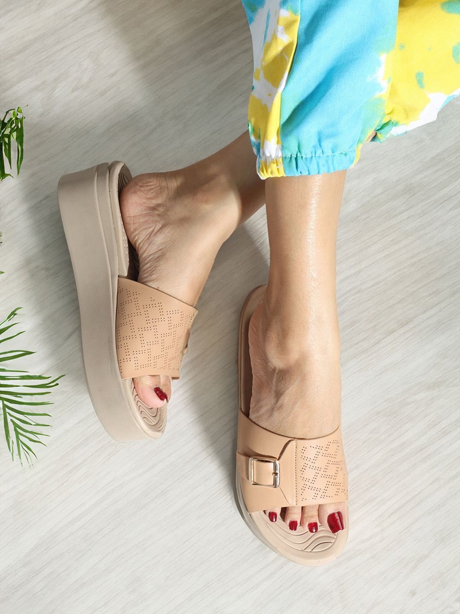 Elle Women's Beige Casual Sandals