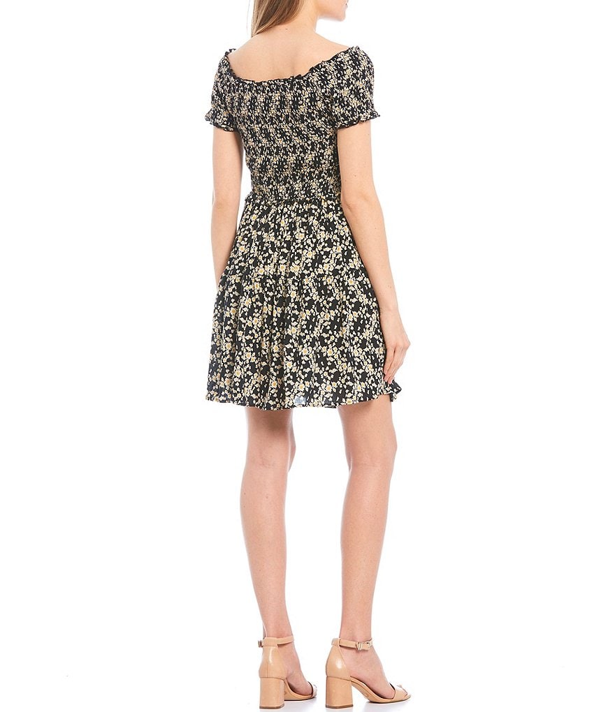 Love & Piece Short-Sleeve Chambray Babydoll Dress