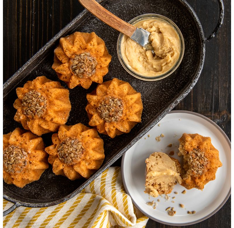 Nordic Ware Sunflower Cakelet