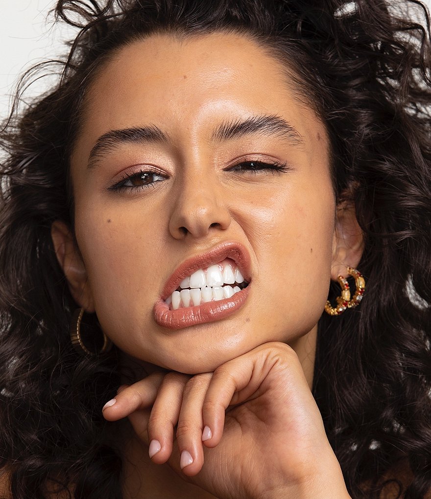 Smashbox Halo Healthy Glow Tinted Moisturizer Broad Spectrum SPF 25