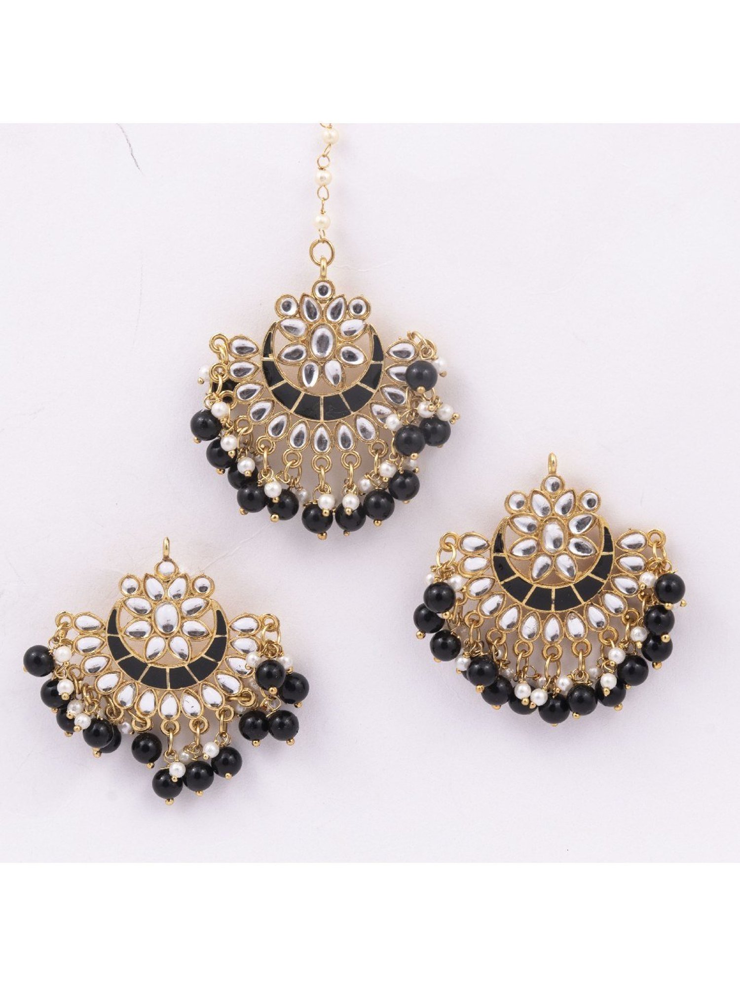 Jewelz Fastive Season Eye Catching Earring & Maang Tikka for womens & Girls
