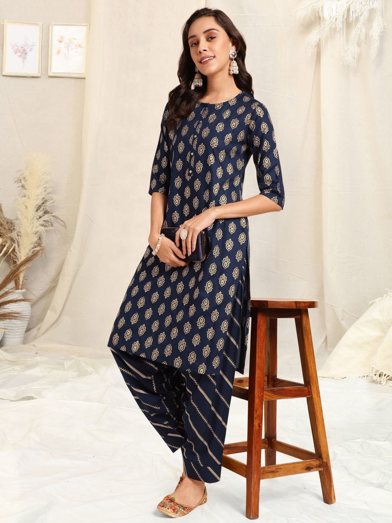 MIRCHI FASHION Blue Printed Kurta Salwar Set
