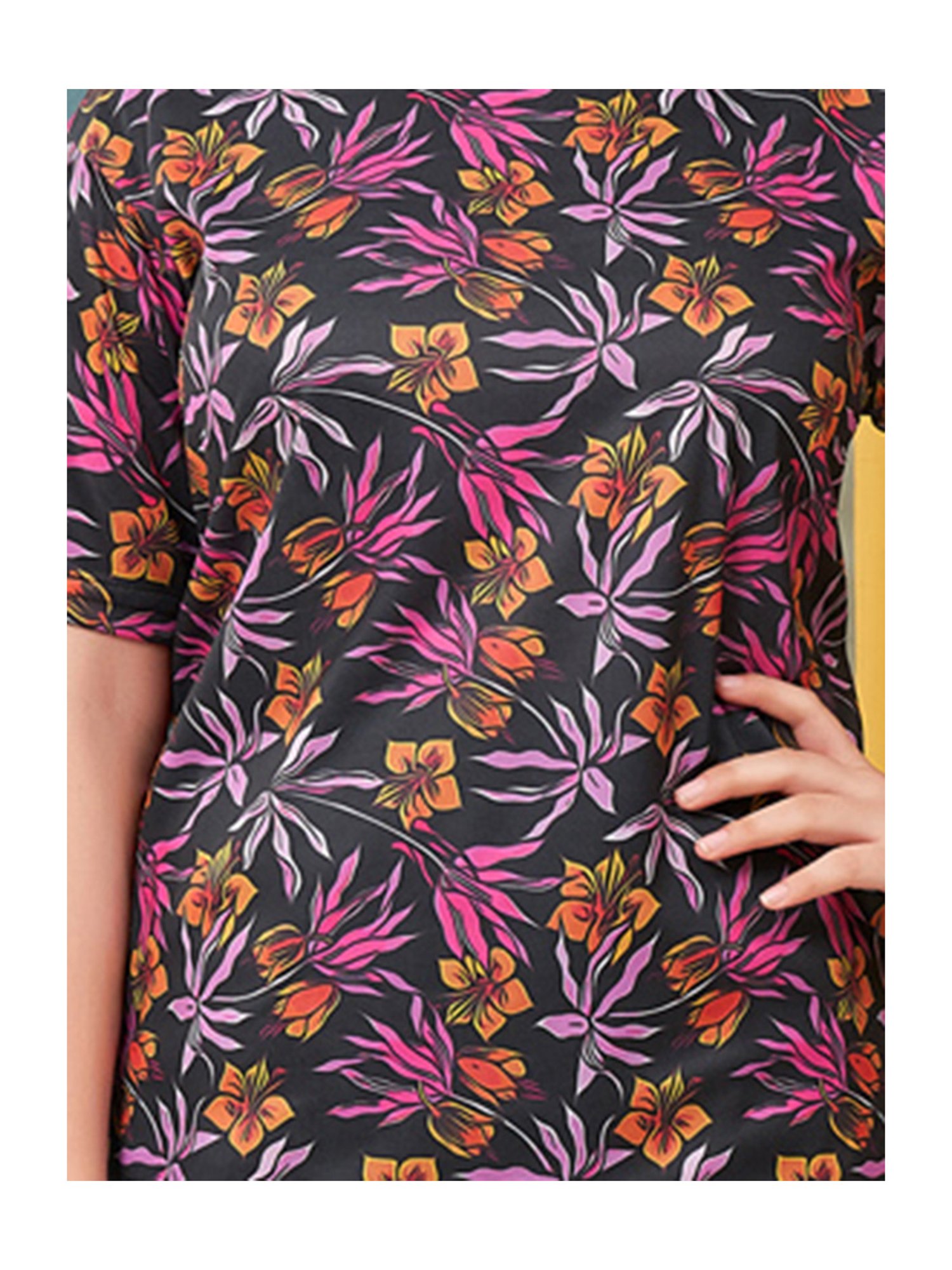 Aarika Kids Pink & Black Floral Print Top with Capri