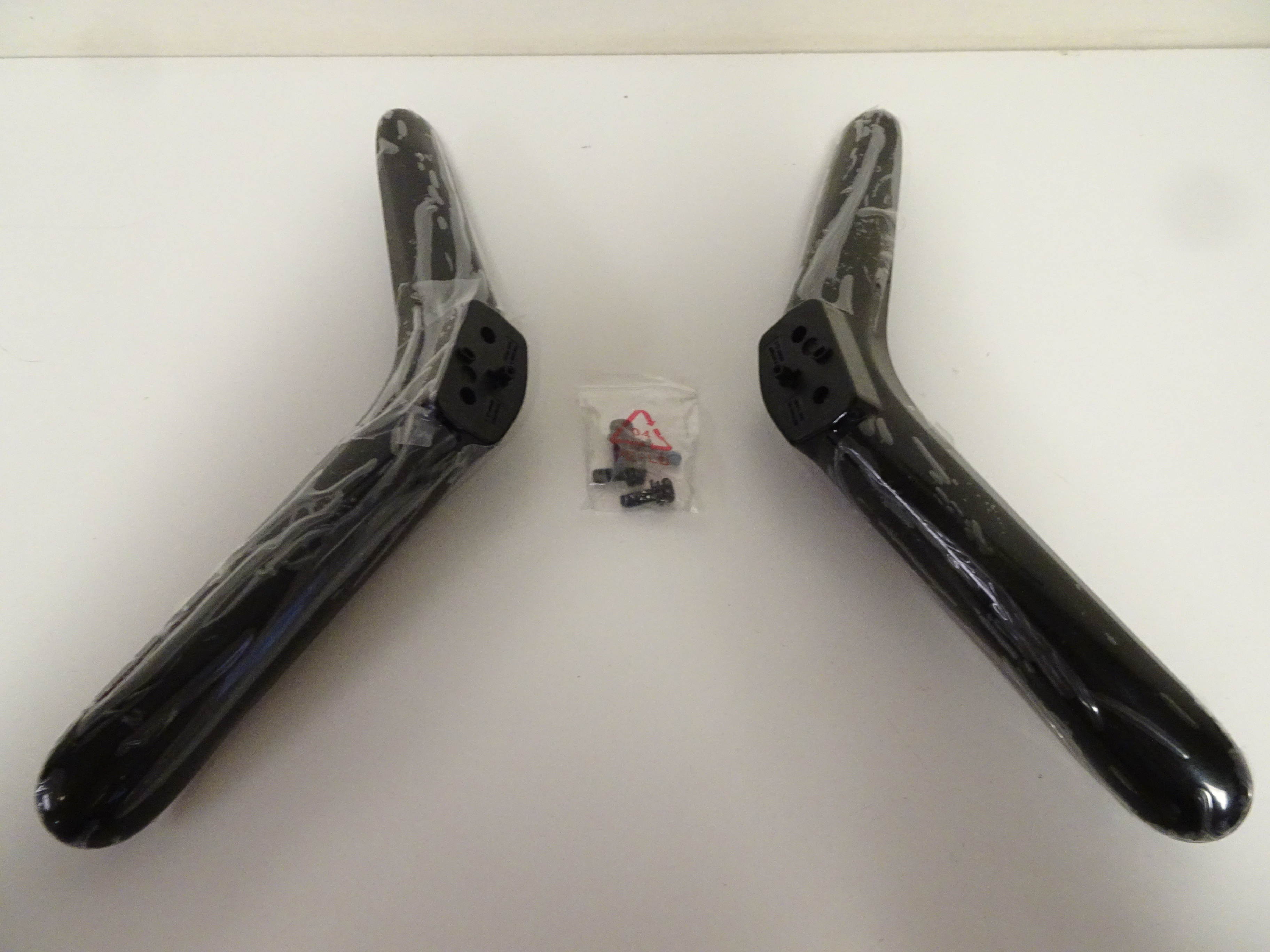 Insignia NS-55D510NA19 TV Leg Stand (55D1520) W/ Screws - NEW