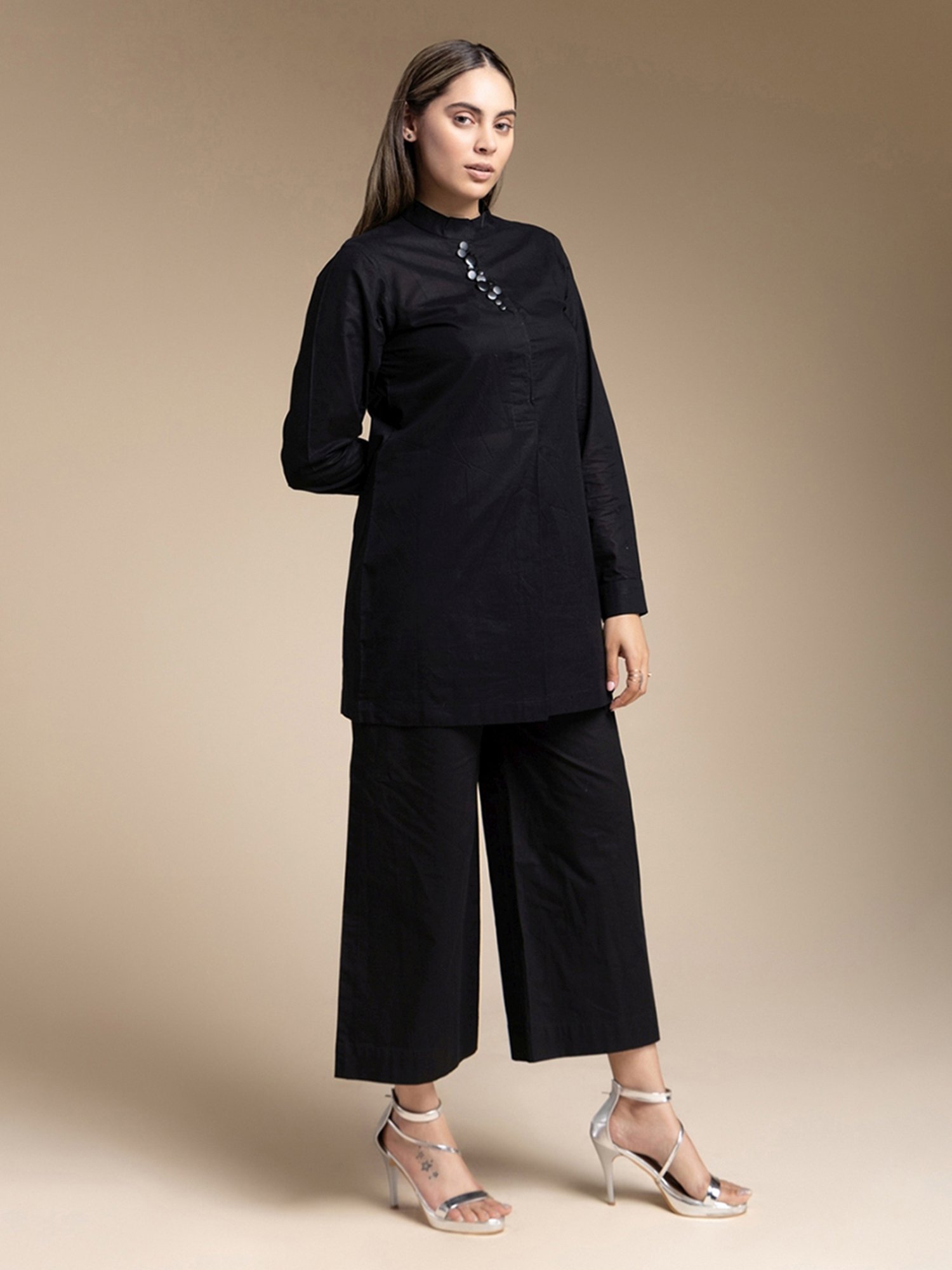 House of Manaa Black Hom Allure Kurta with Pallazo