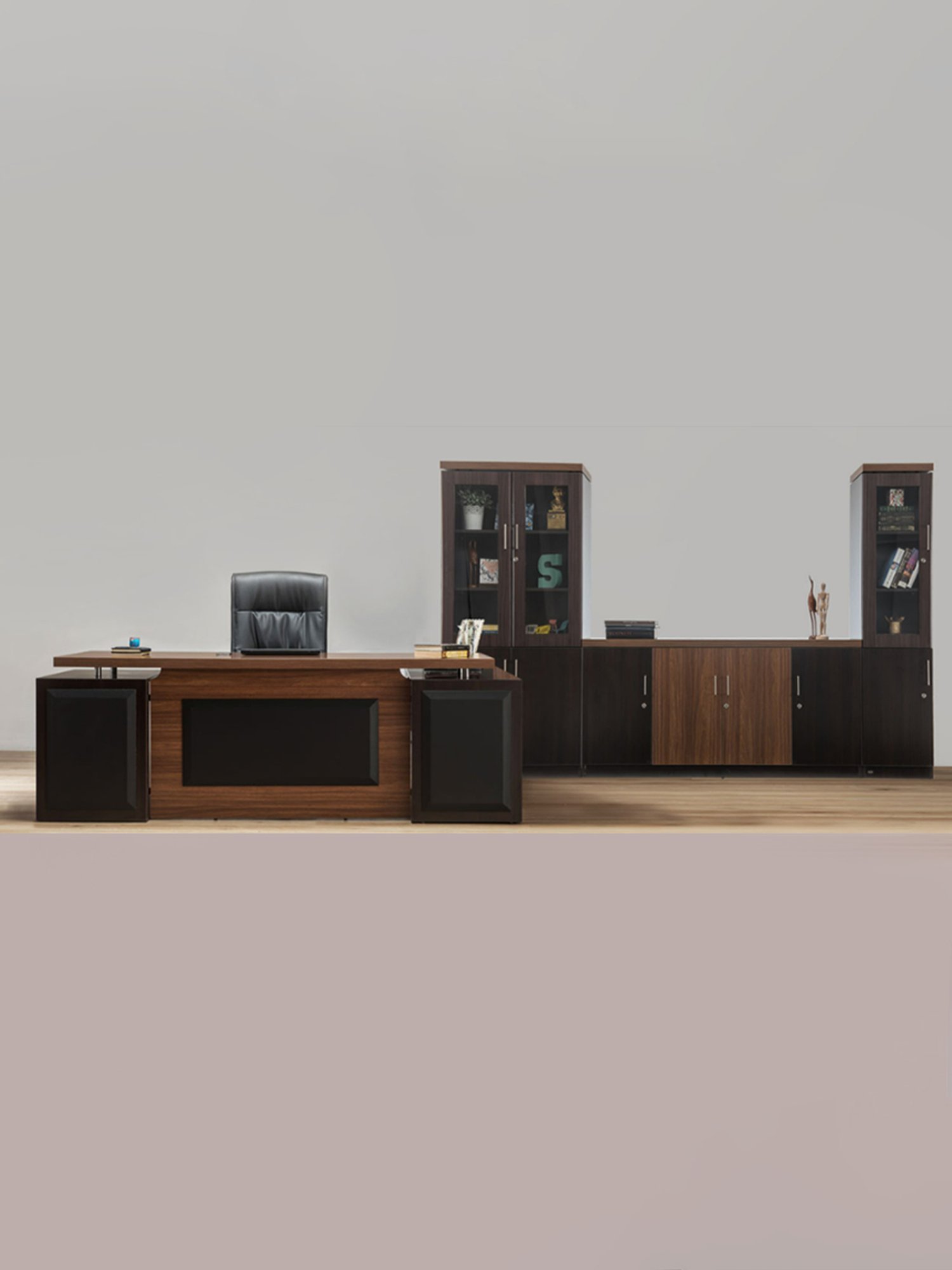 Durian Bliss Black Premium Leatherette Executive Chair