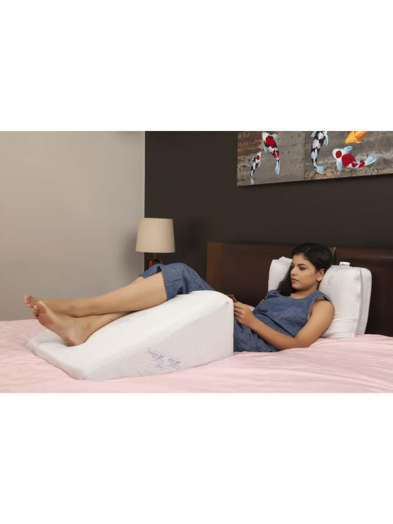 The White Willow White Wedge Pillow - Set of 1