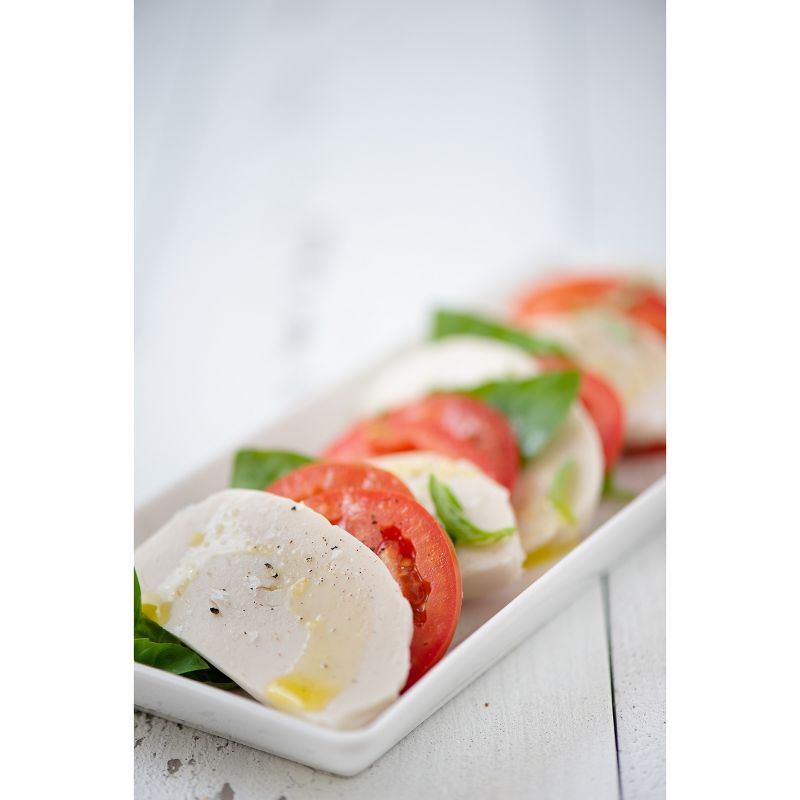 Miyoko's Classic Fresh Italian Style Vegan Mozzarella Cheese - 8oz