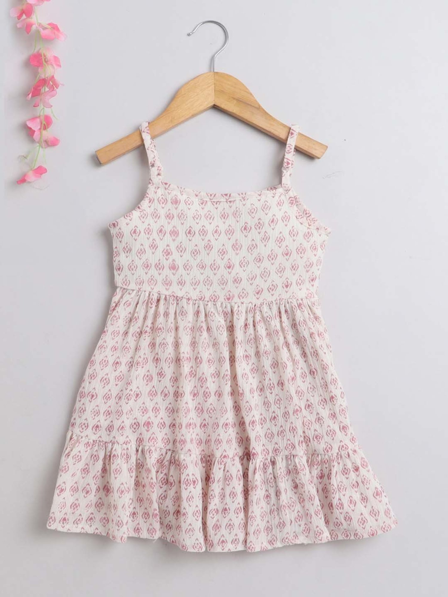 The Magic Wand Kids Off-White & Pink Cotton Printed Dress
