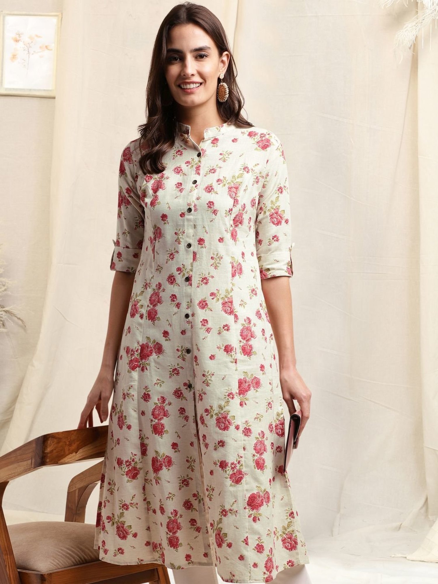 MIRCHI FASHION Beige Cotton Floral Print Straight Kurta