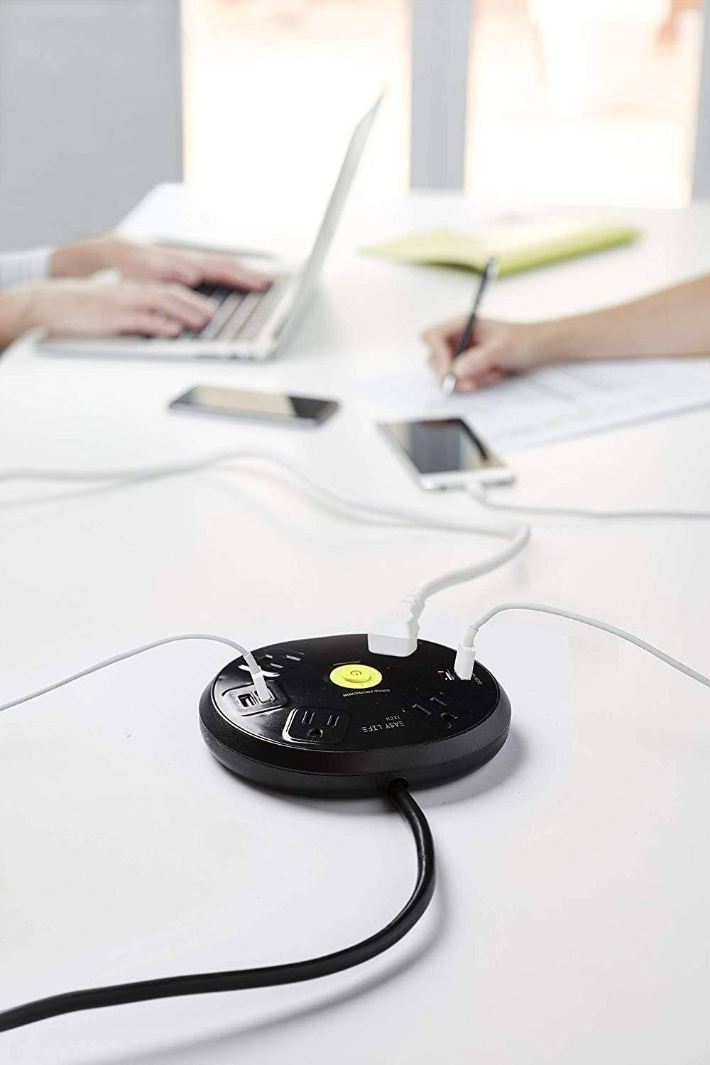 Easylife Tech Round Surge Protector Strip with 4 AC Outlets and 4 USB Ports 15 A / 125 V and 6 ft Heavy Duty Power Cord 1200 J Surge Protection &ndash; ETL Listed - Black