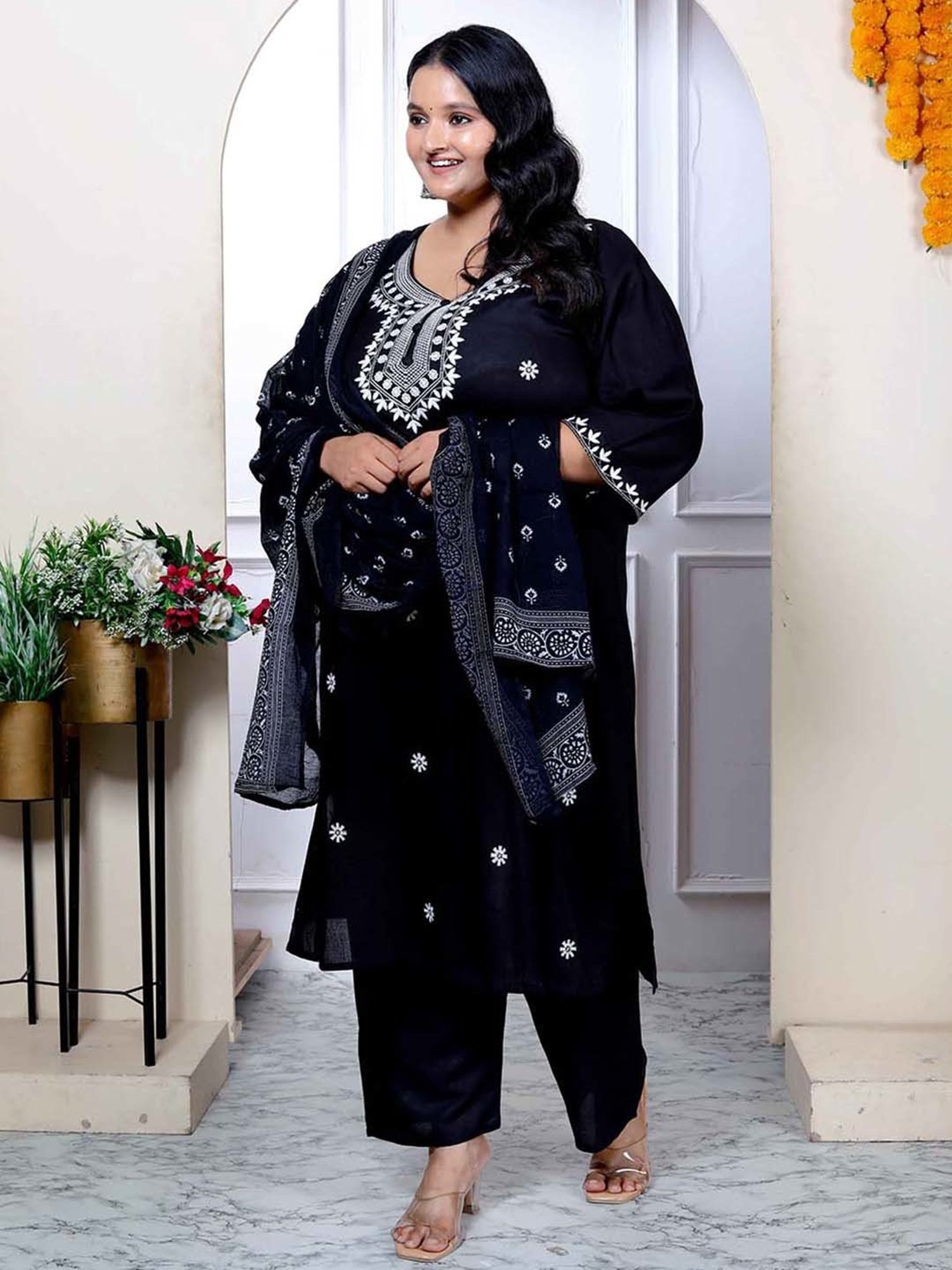 Miravan Black Embroidered Kurta With Palazzo & Dupatta