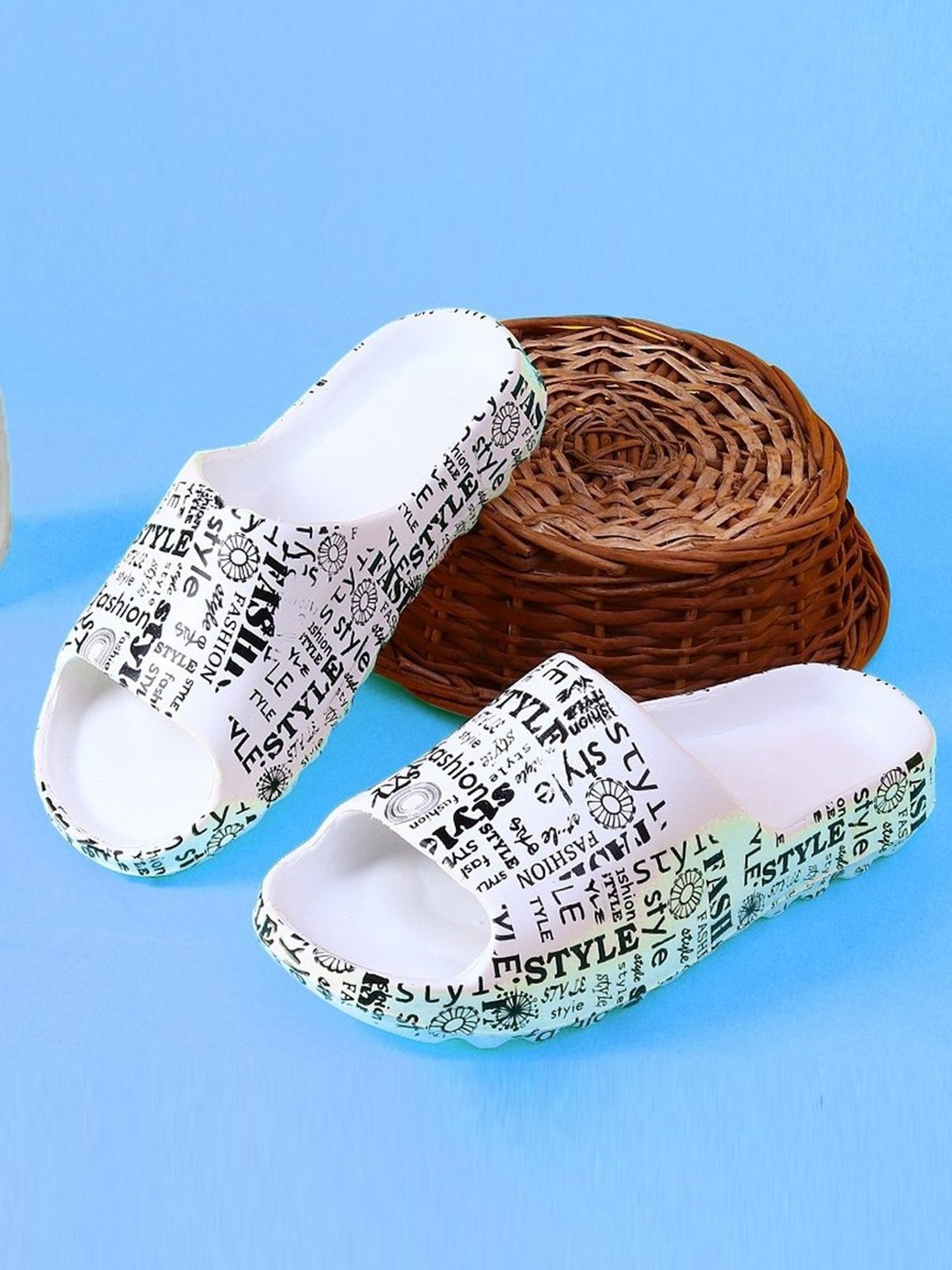 Pampy Angel Men's White Slides