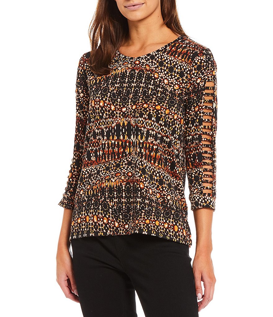 Multiples Tile Print V-Neck 3/4 Lattice Sleeve Side Slit Knit Top