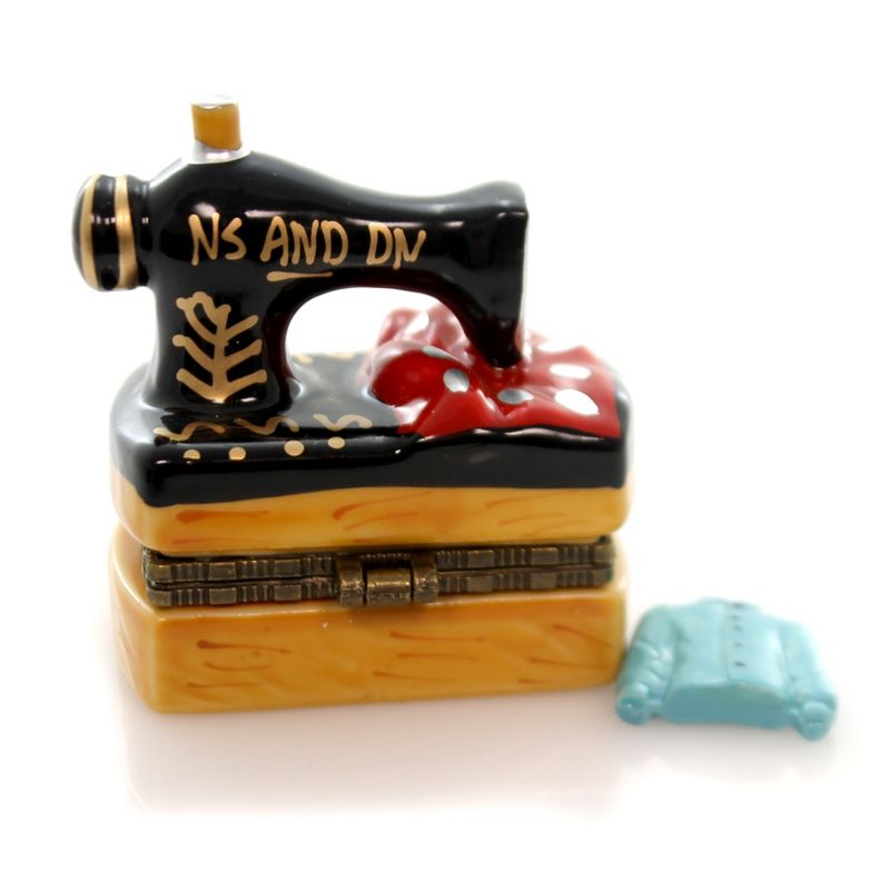 Hinged Trinket Box 2.5" Sewing Machine Clothes Mending Quilts  -  Decorative Figurines
