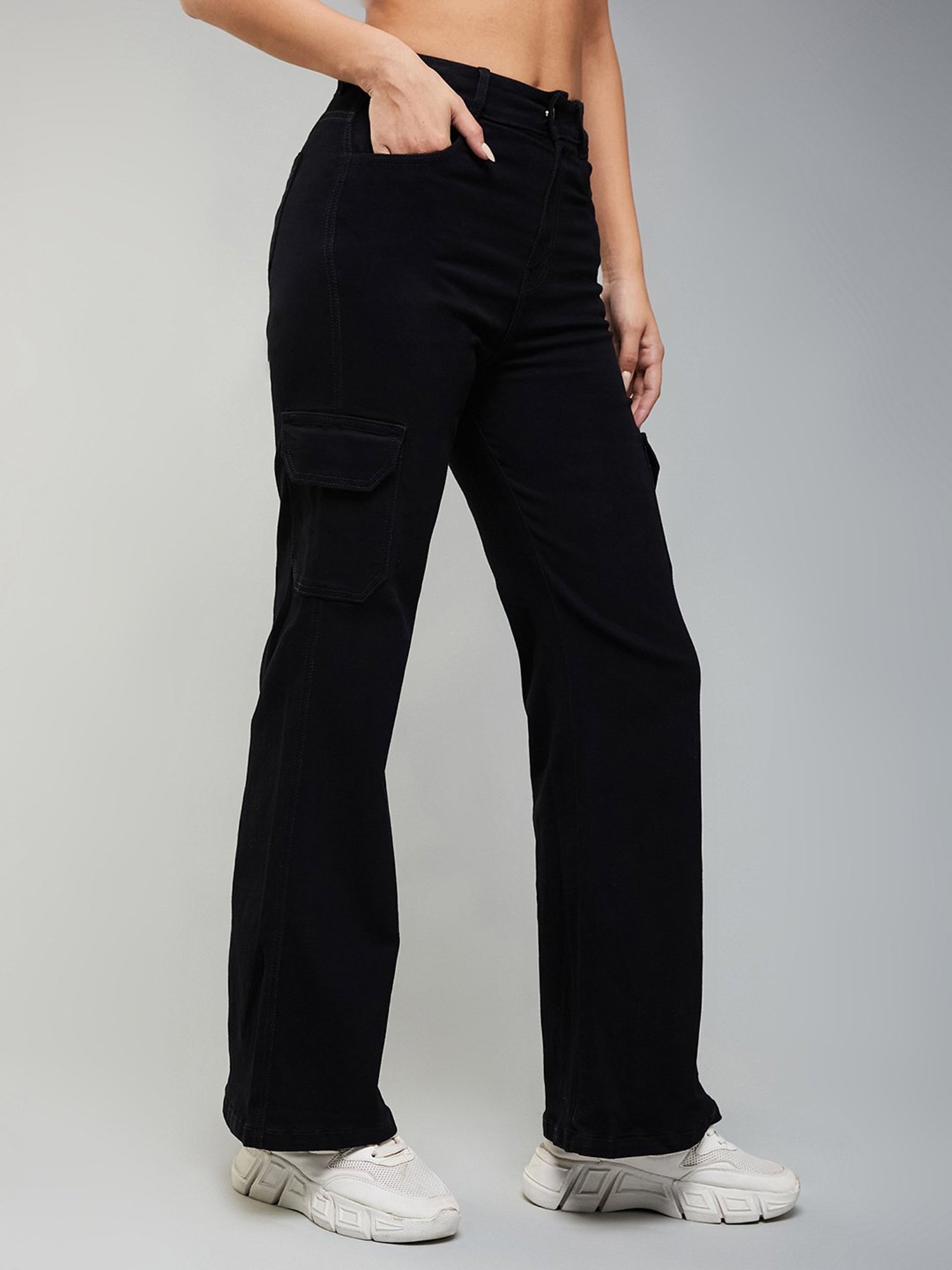 DOLCE CRUDO Black High Rise Stretchable Cargo Jeans