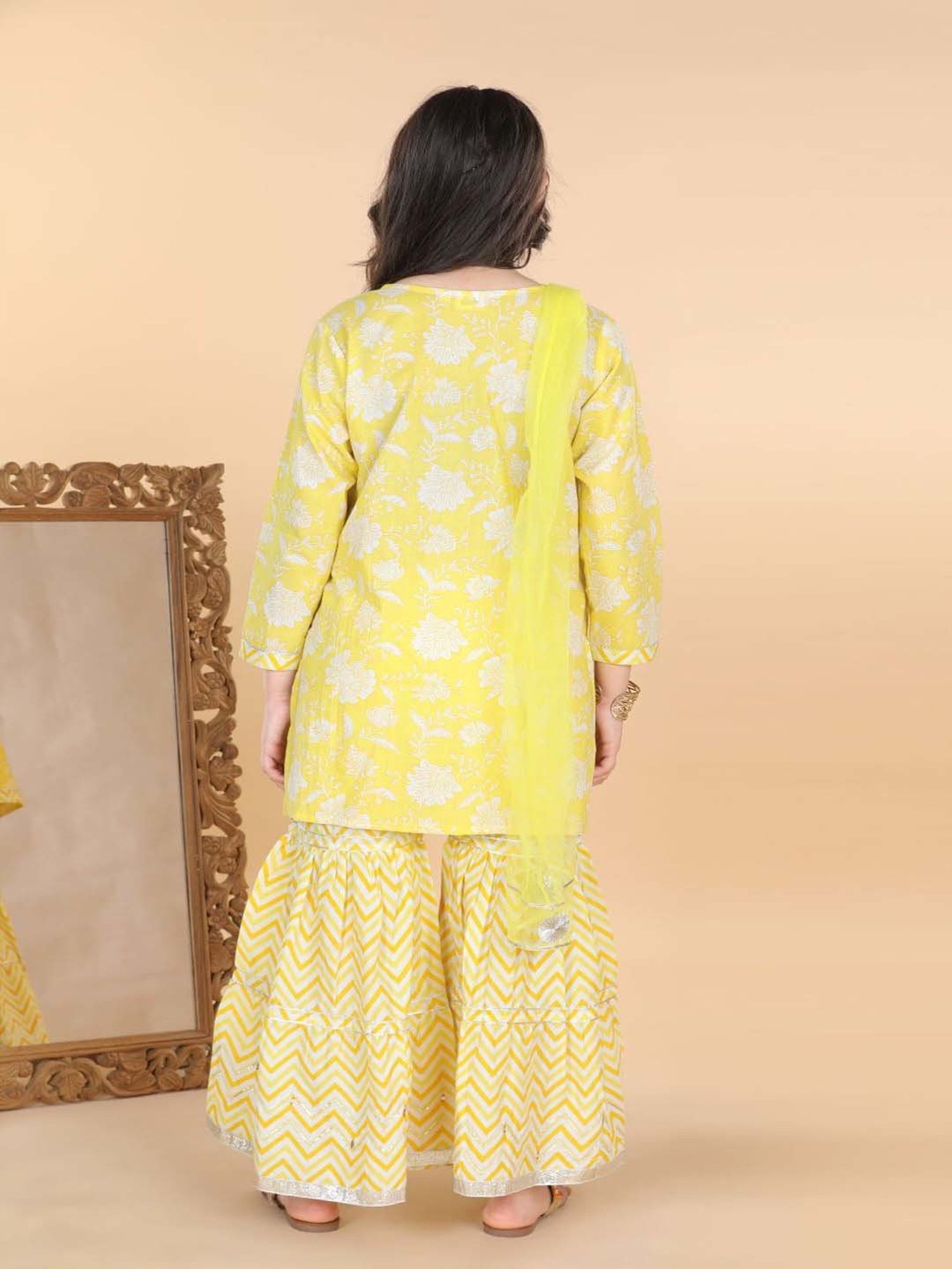 AJ Dezines Kids Yellow & White Cotton Floral Print Kurta Set