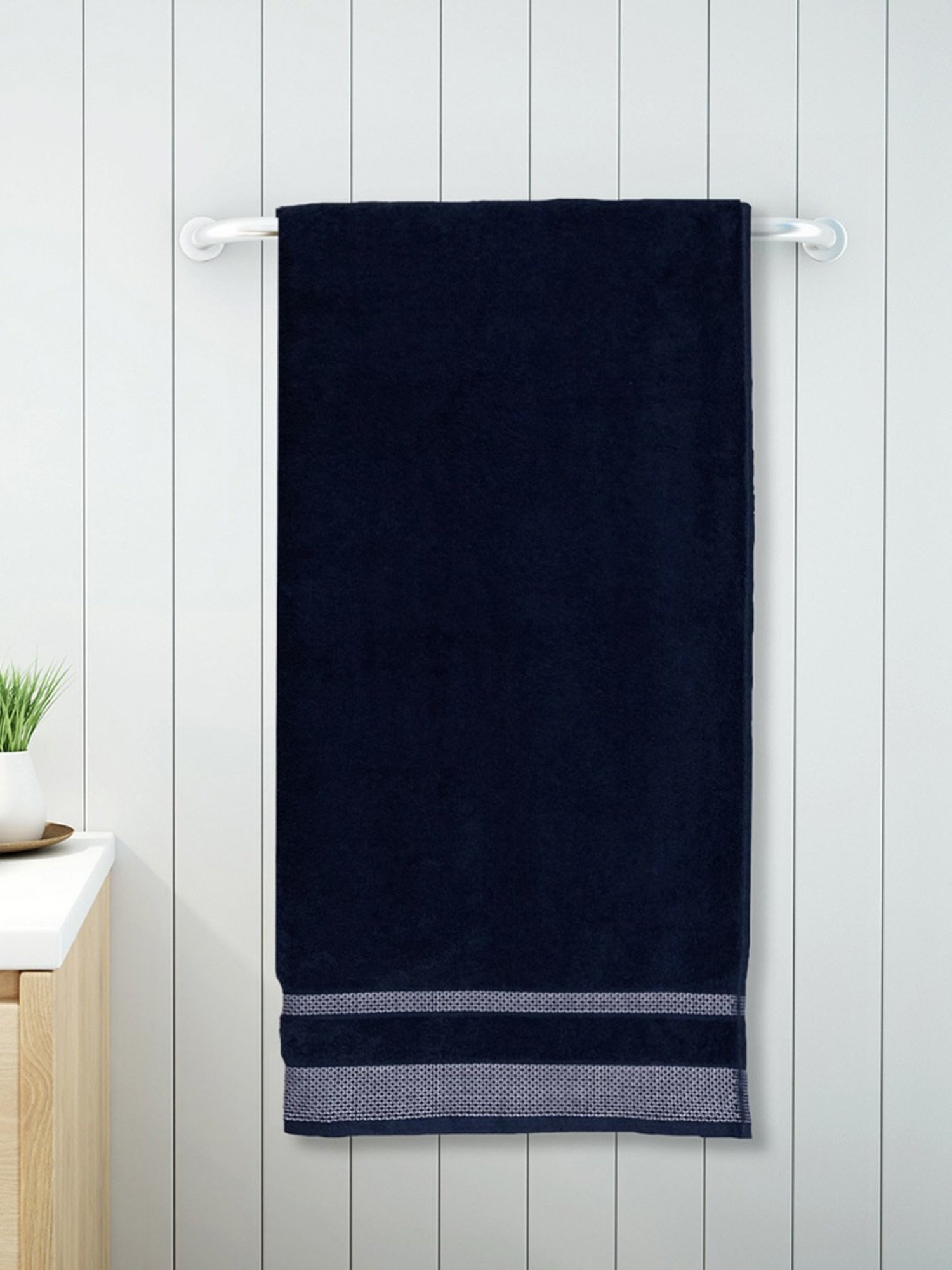 Spaces Hygro Midnight Blue 600 GSM Cotton Bath Towel