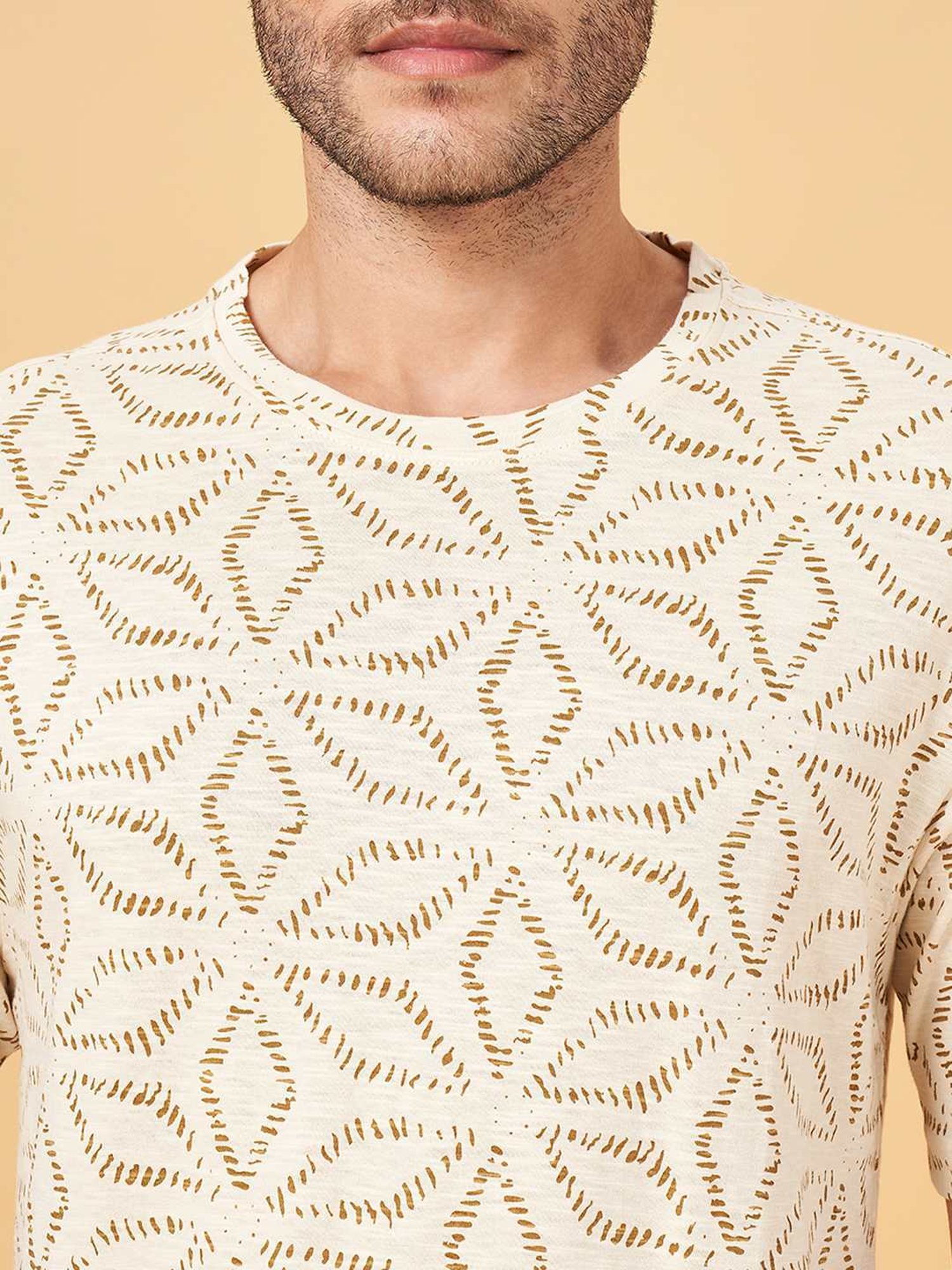 7 Alt by Pantaloons Off White Cotton Relaxed Fit Printed T-Shirt