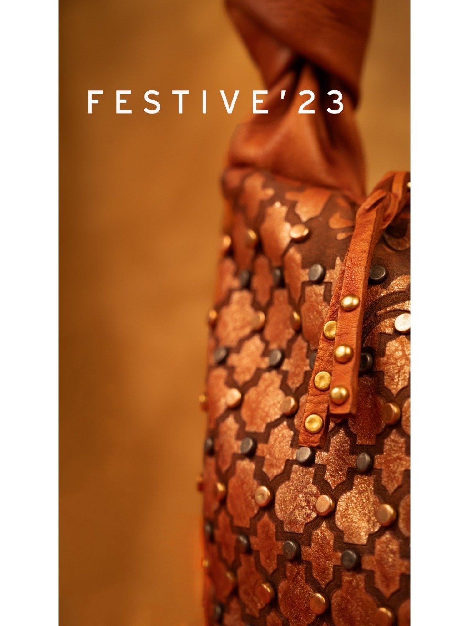 Art N Vintage Luminosa Cognac Leather Floral Medium Hobo Handbag